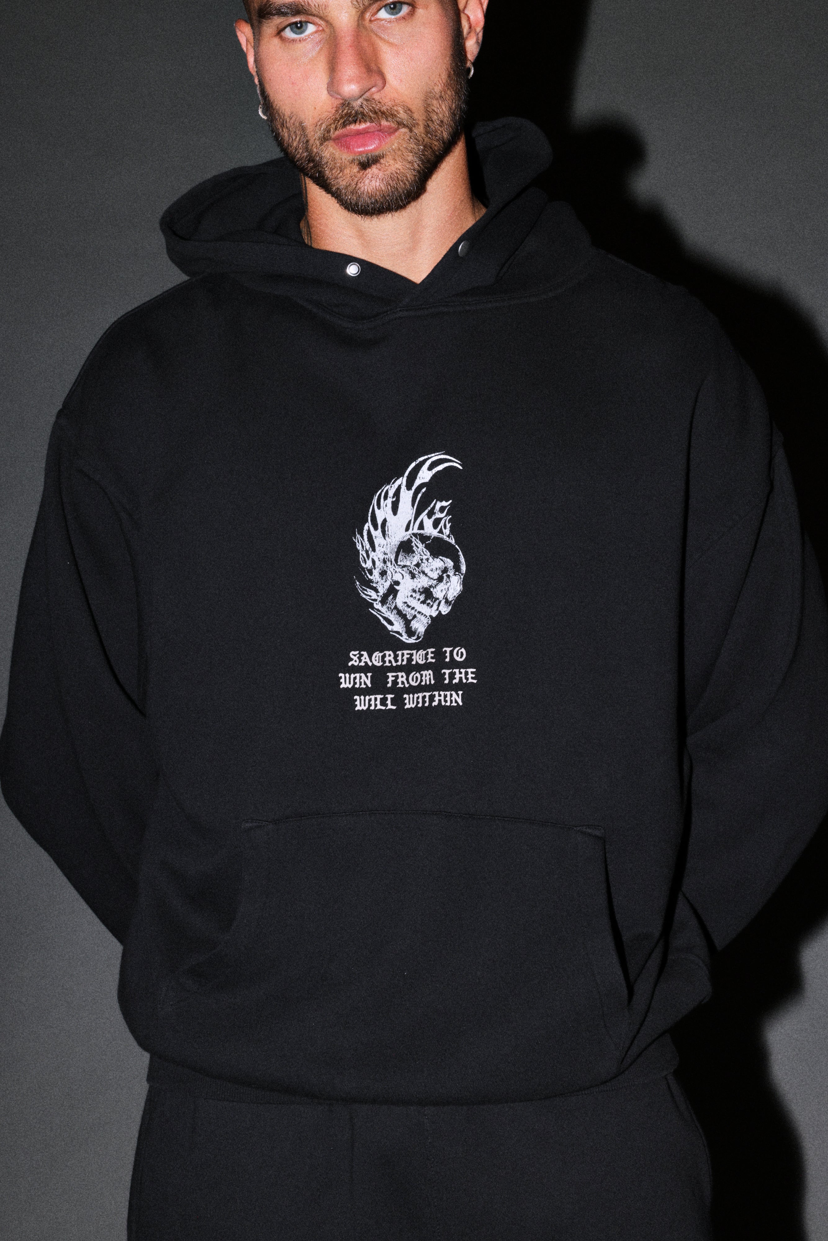 Flame Skull Pierce Hoodie in Black