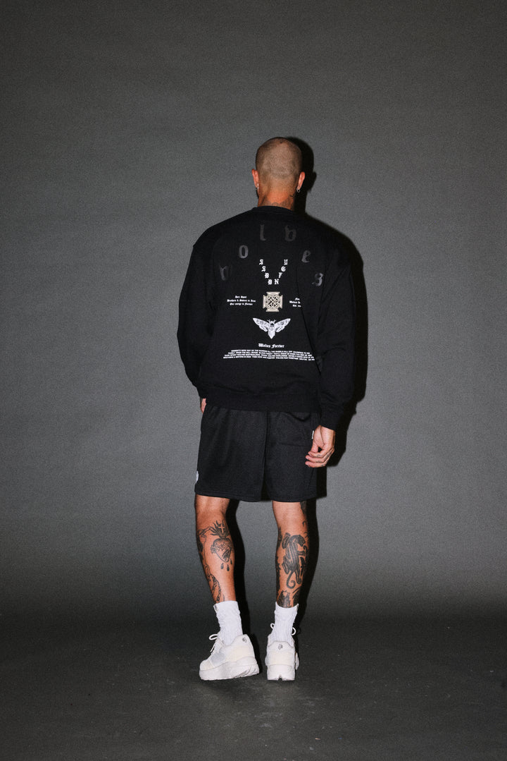 Lineage Frvr London Crewneck in Black