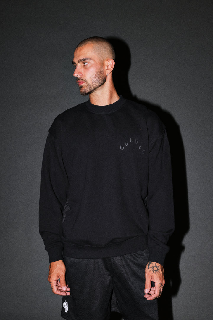 Lineage Frvr London Crewneck in Black