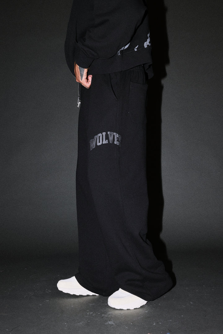 Loyalty Frvr Lennox Sweat Pants in Black