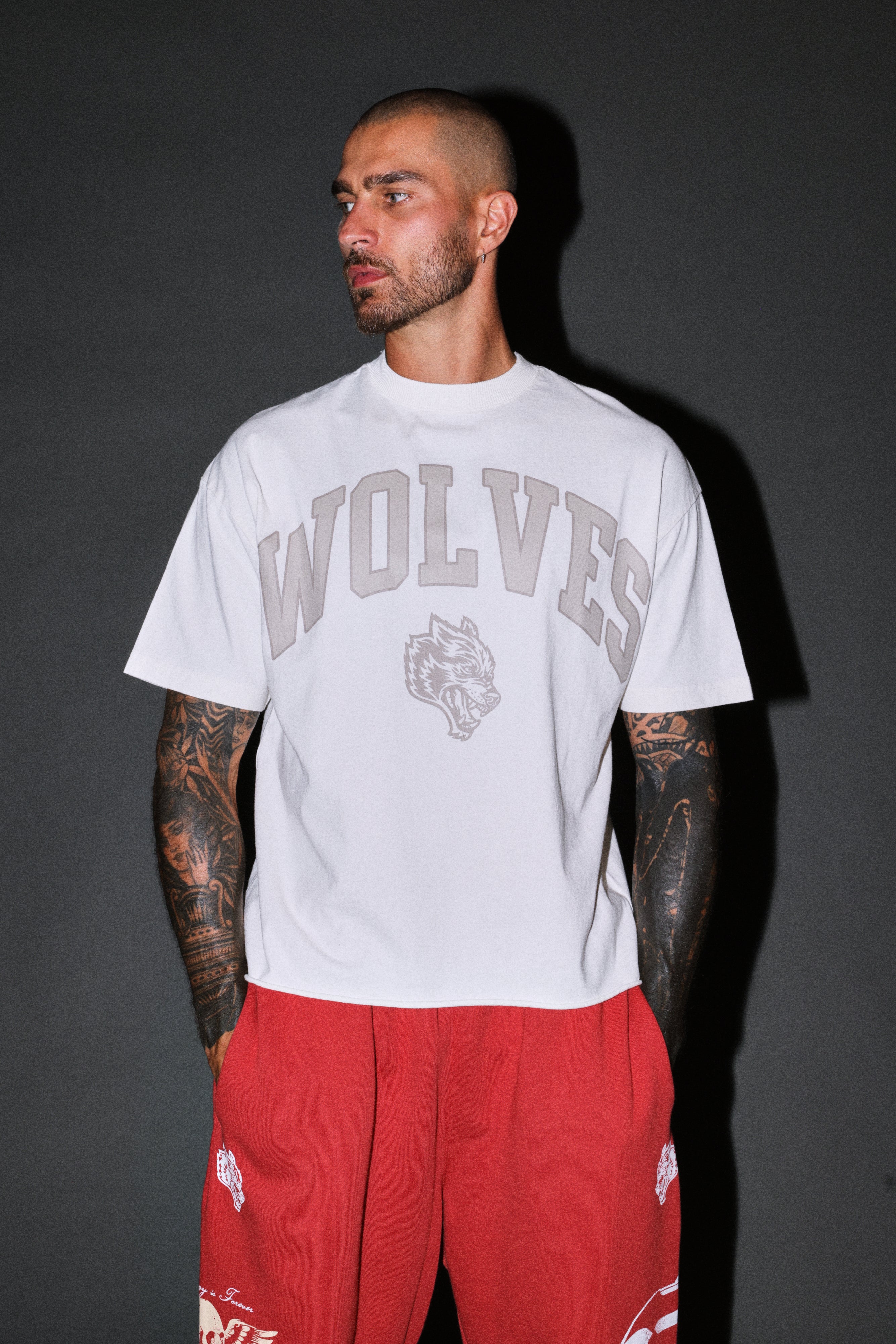 Loyalty Frvr Grunge Mid Length Raw Hem Tee in Cream