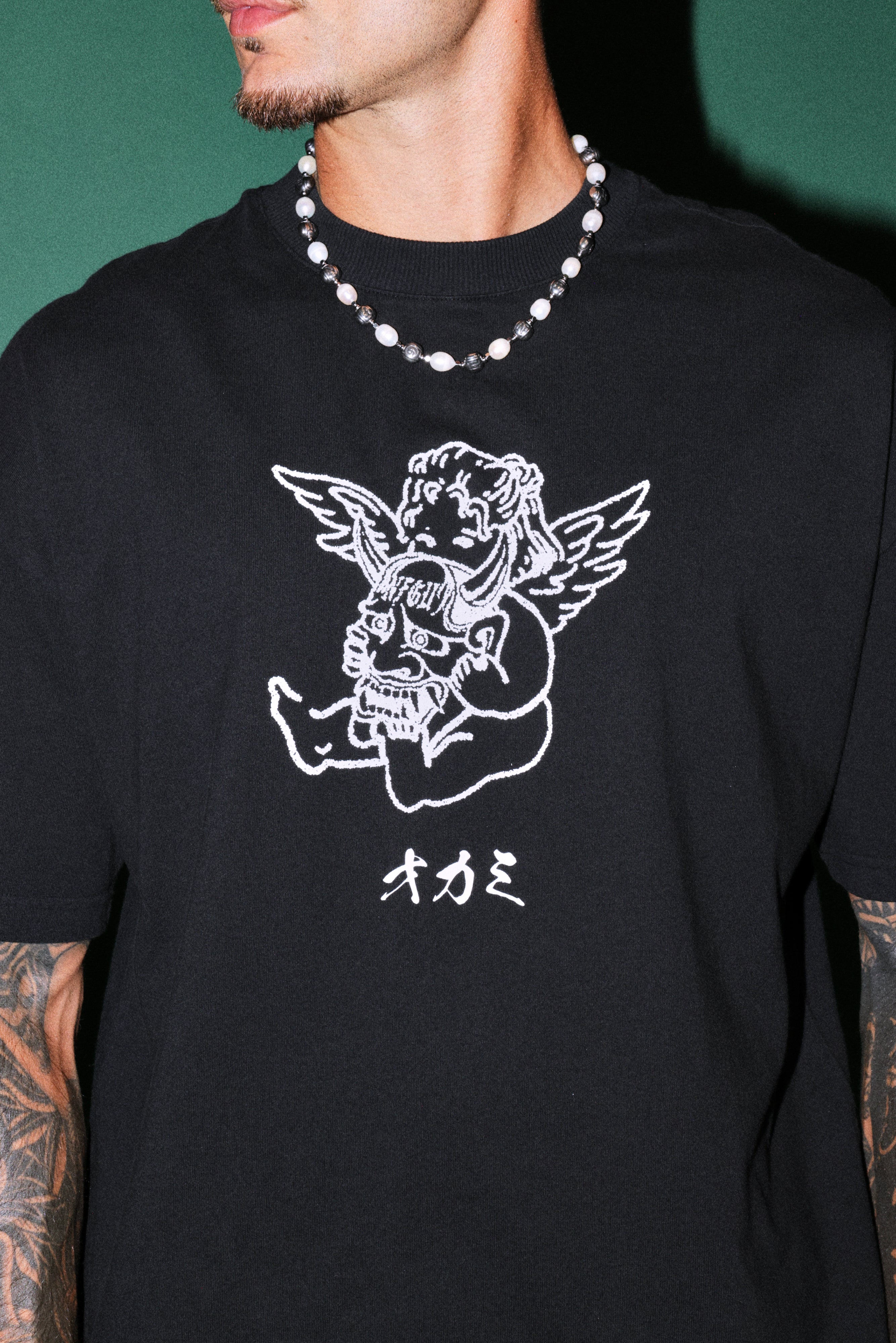 Oni Cherub Distressed Grunge Mid Length Raw Hem Tee in Black
