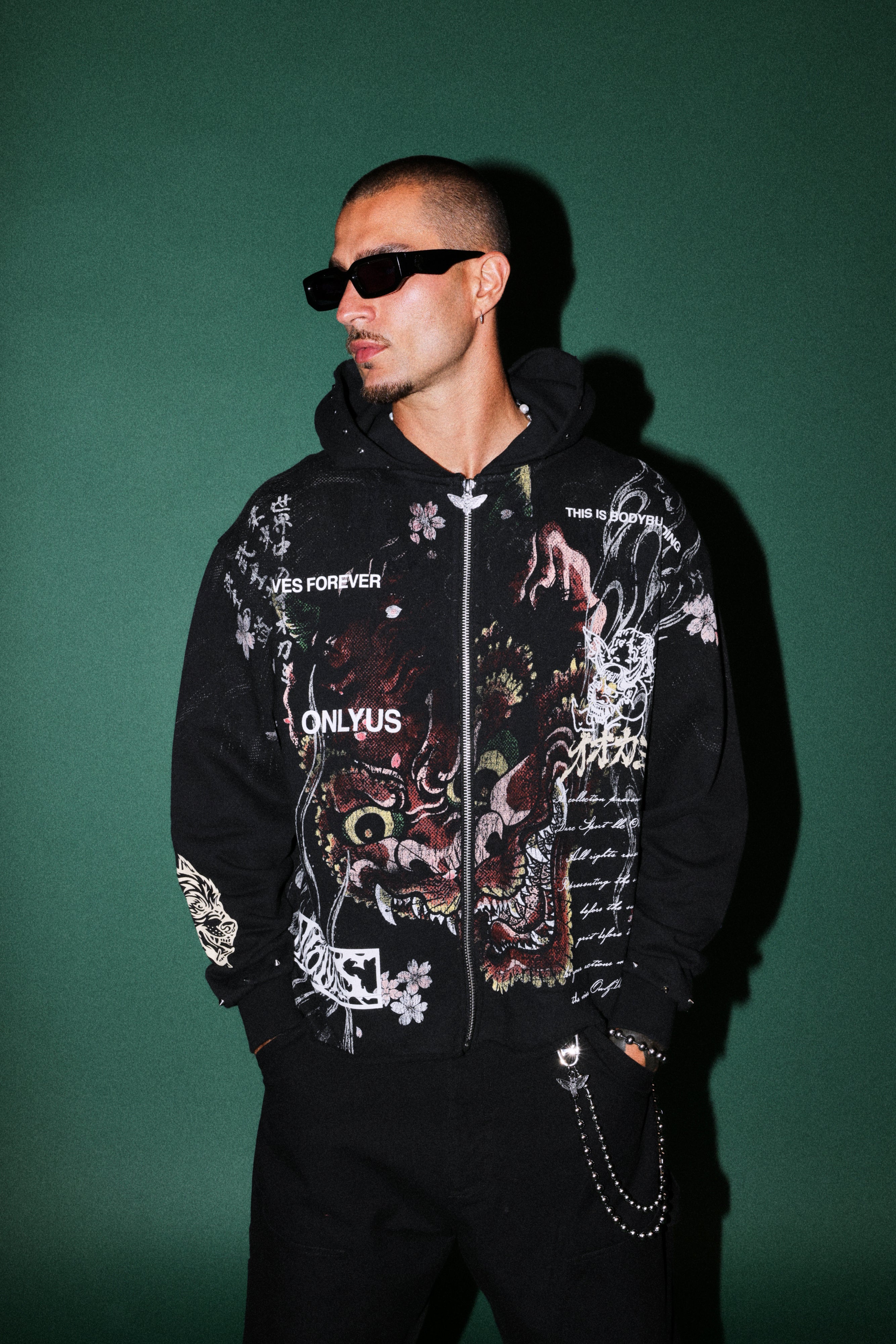 Shutendoji Distressed Grunge Mid Length Raw Hem Zip Hoodie in Black