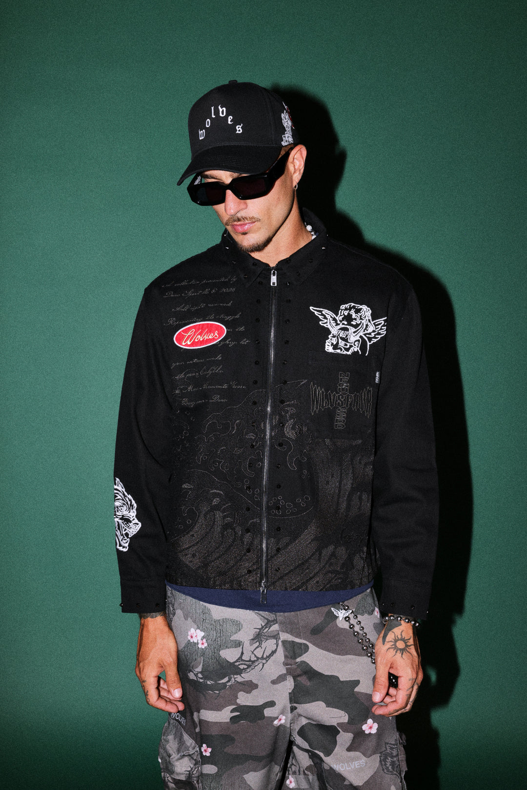 Surrounded Oni 5 Panel Hat in Black