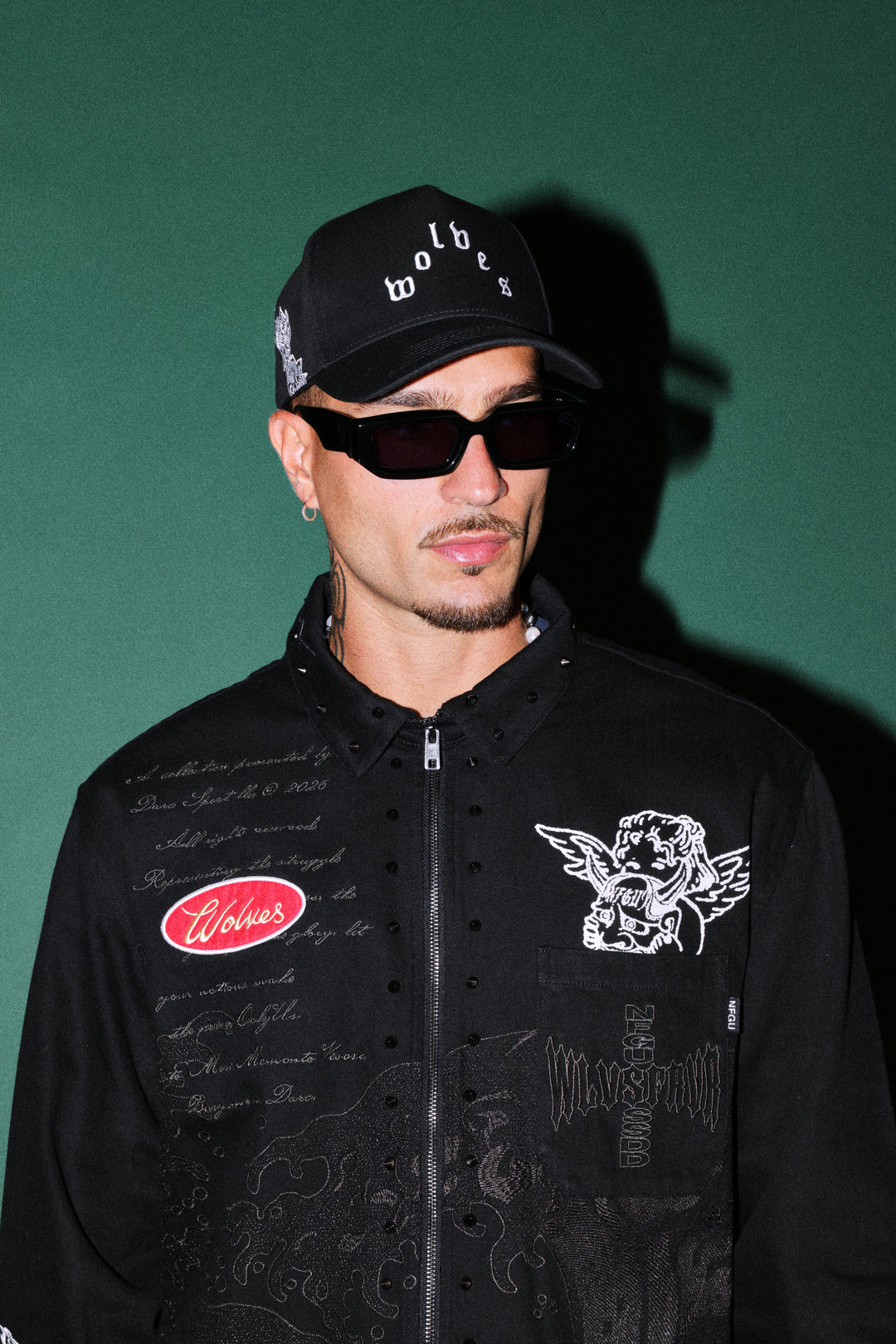 Surrounded Oni 5 Panel Hat in Black