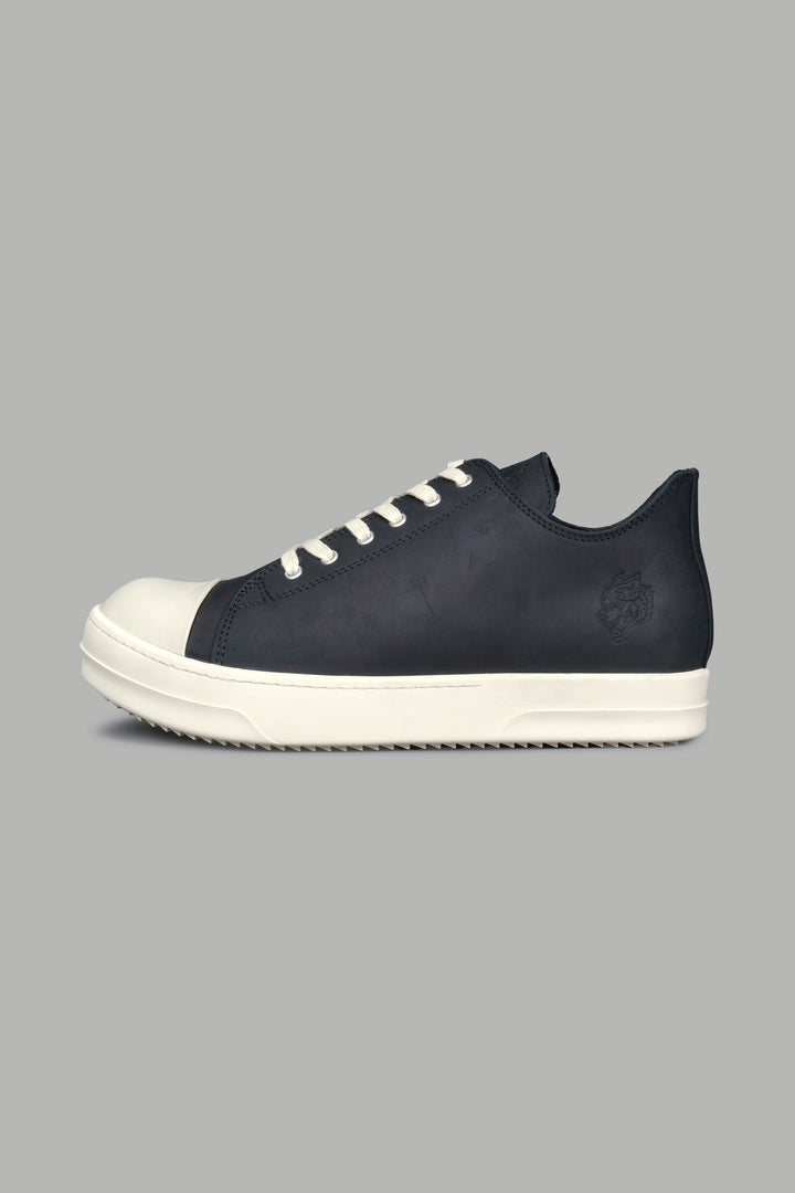 Venice Low Top Shoe in Black/Cream