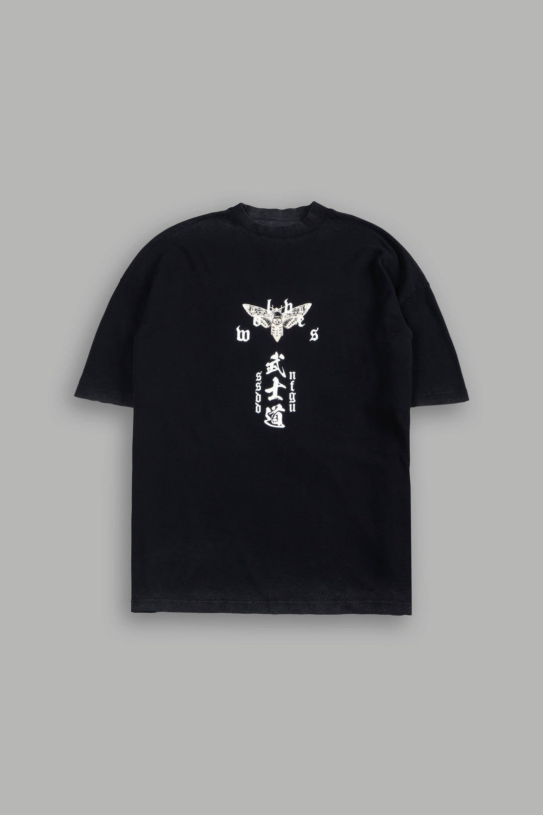 Shinigami'S Embrace Premium Oversized Tee in Black