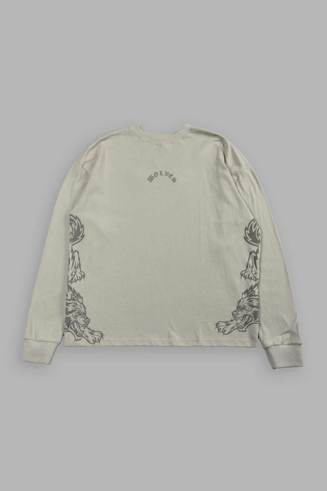 She Wolf Pack Premium Ls Tee In Cactus Gray