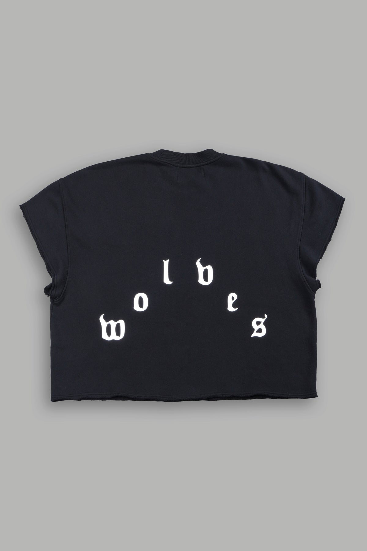 Wolf Pyramid Raw Hem Box Cut Cap Sleeve London Crewneck In Black