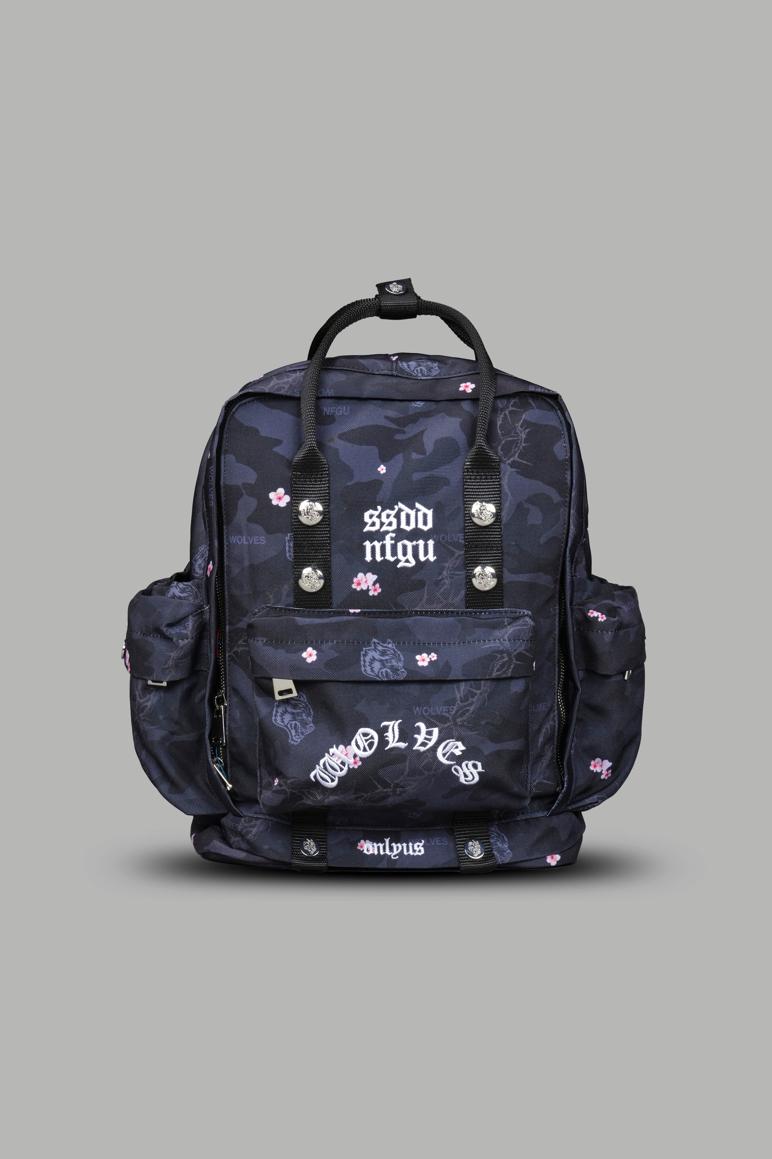 Wolves All Day Backpack in Warrior in a Garden Black Camo