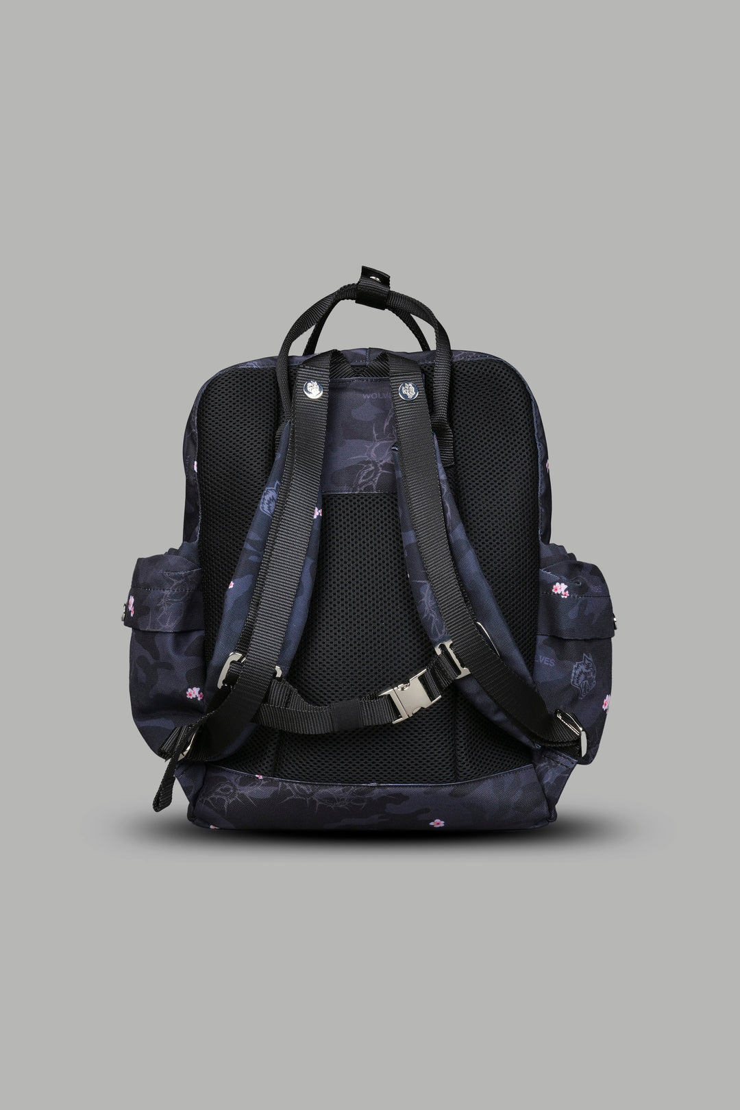 Wolves All Day Backpack in Warrior in a Garden Black Camo