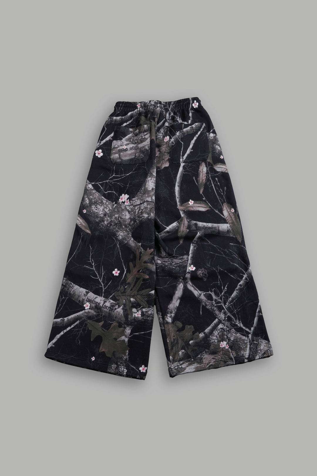 Dual Wolf Mia Sweat Pants in Darc Blossom Woodland Camo