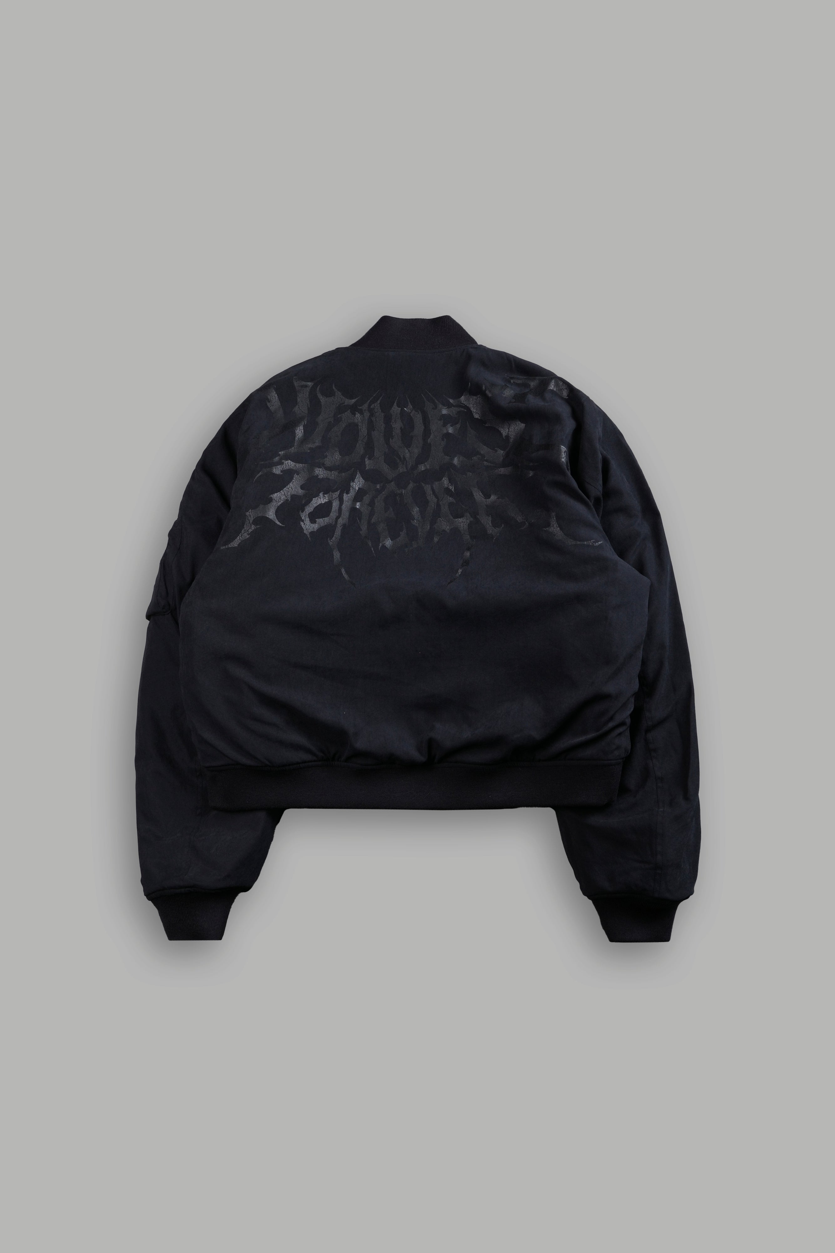 Patched Wolf Hesh Cloud Quilted Reversible Bomber Jacket in Black