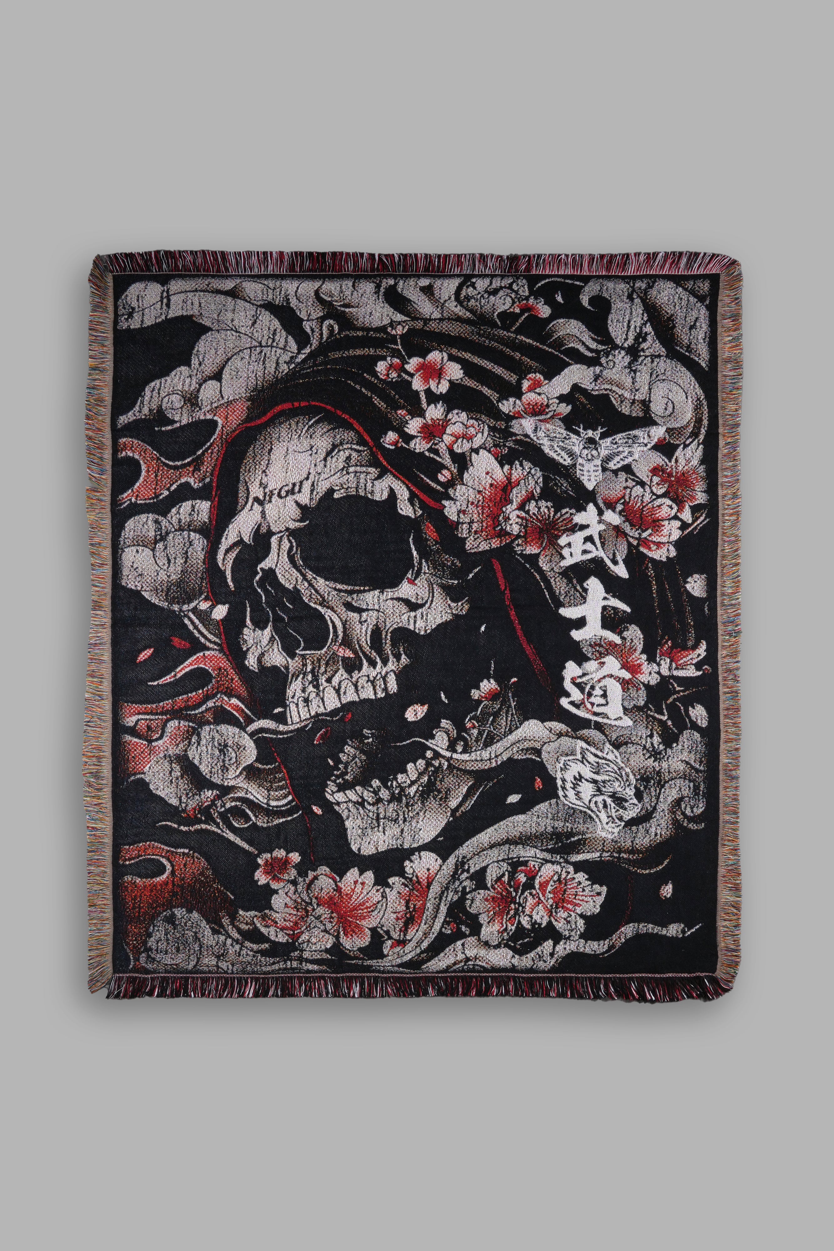 Shi Tapestry Blanket in Black