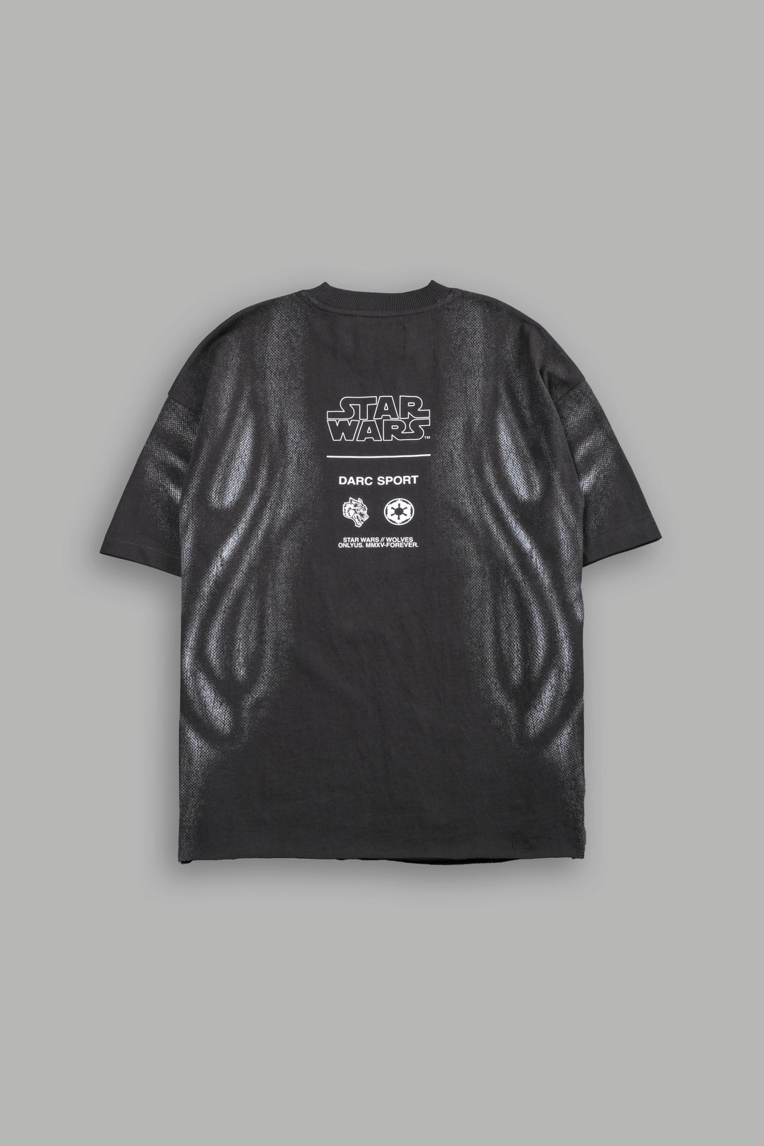 Dark Flame Grunge Mid Length Raw Hem Tee in Wolf Gray