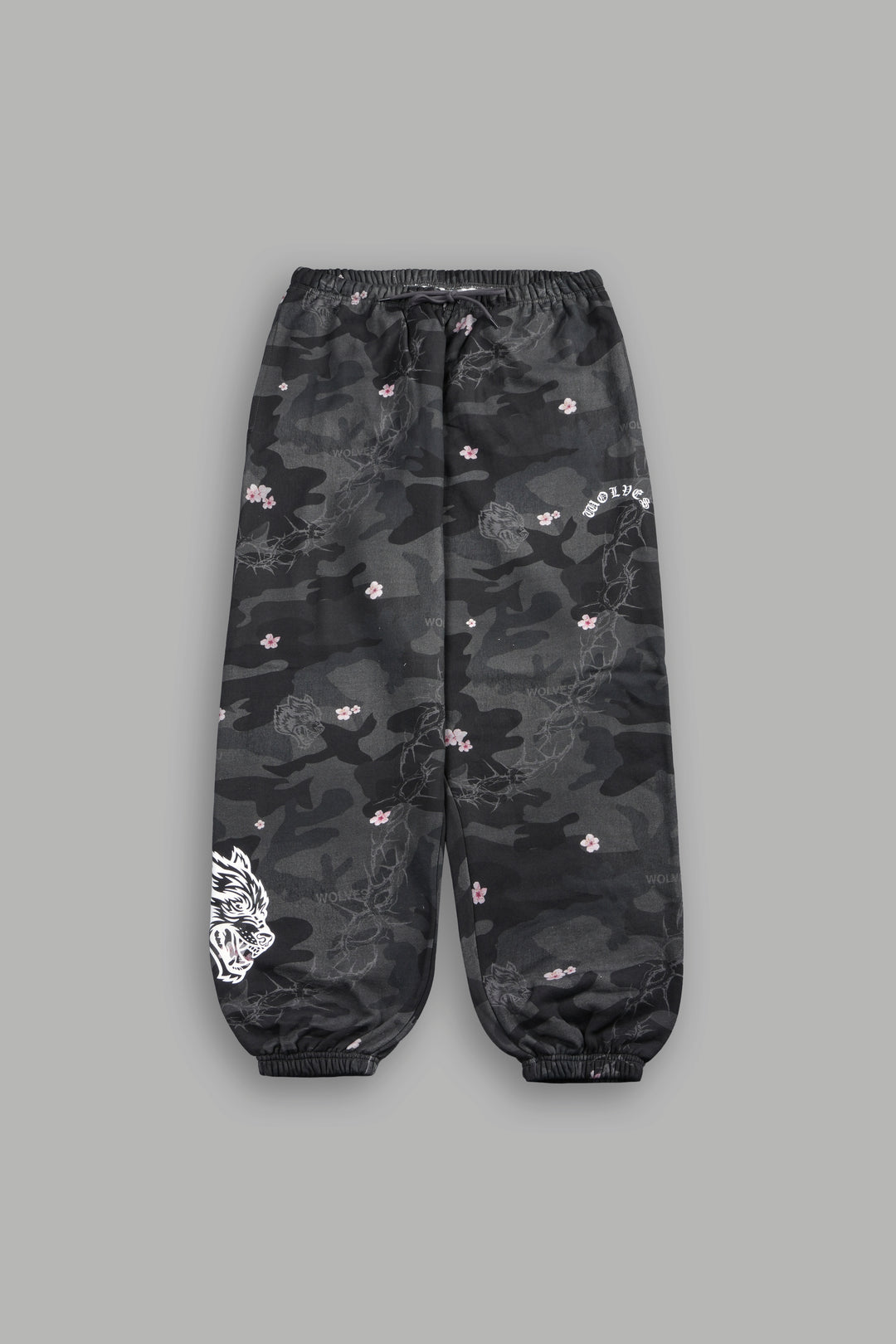 Wolf Chopper Lightweight Lounger Sweat Pants in Warrior In A Garden Black Camo