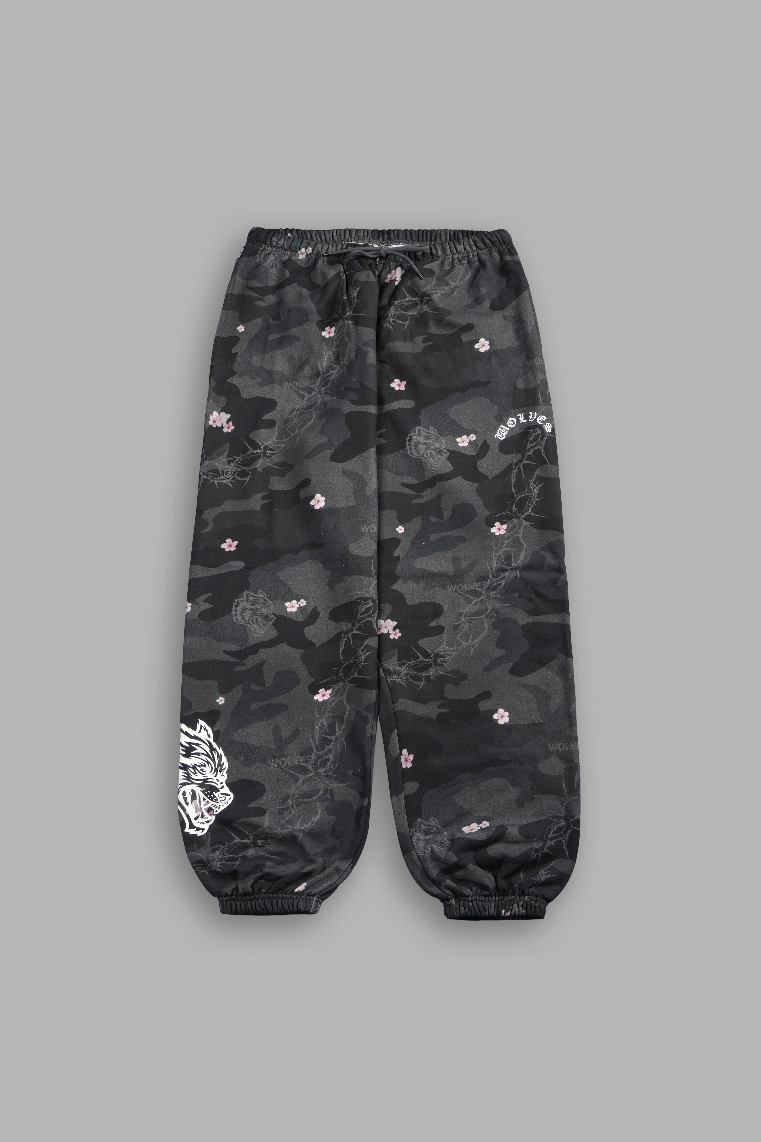 Wolf Chopper Lightweight Lounger Sweat Pants in Warrior In A Garden Black Camo