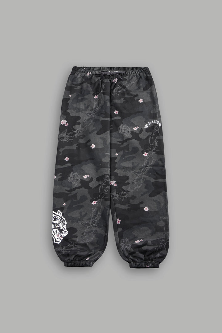 Wolf Chopper Lightweight Lounger Sweat Pants in Warrior In A Garden Black Camo