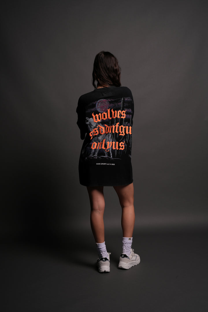 Desert Howl "Premium" Oversized Tee in Black