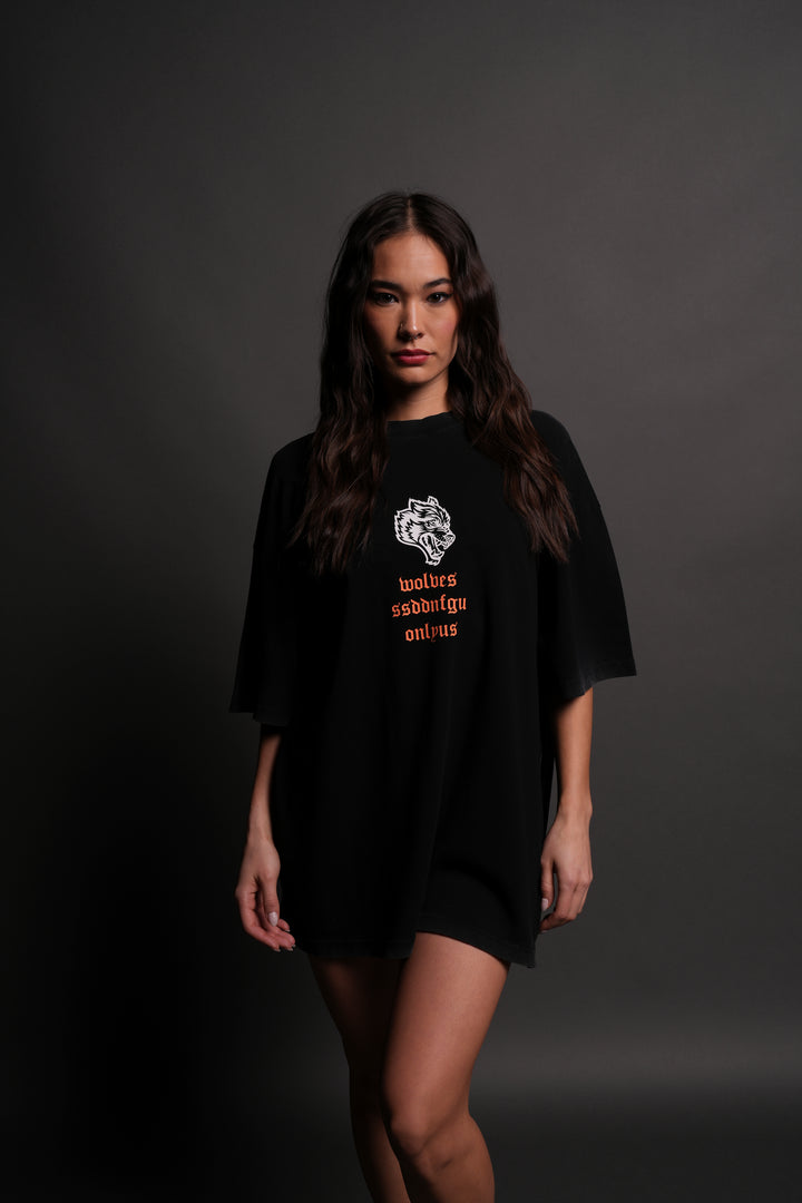 Desert Howl "Premium" Oversized Tee in Black