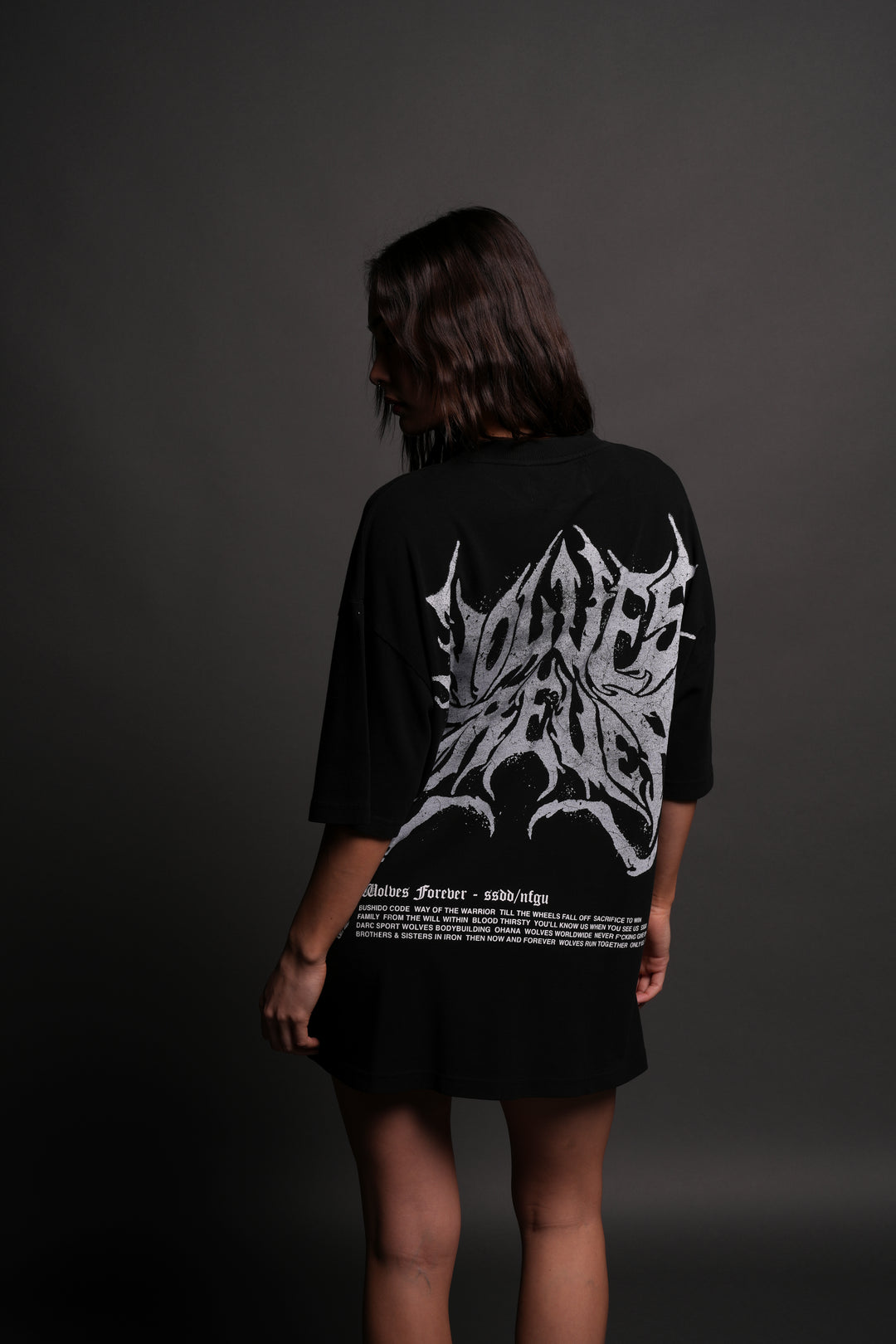 Metal WLVS "Premium" Oversized Tee in Black