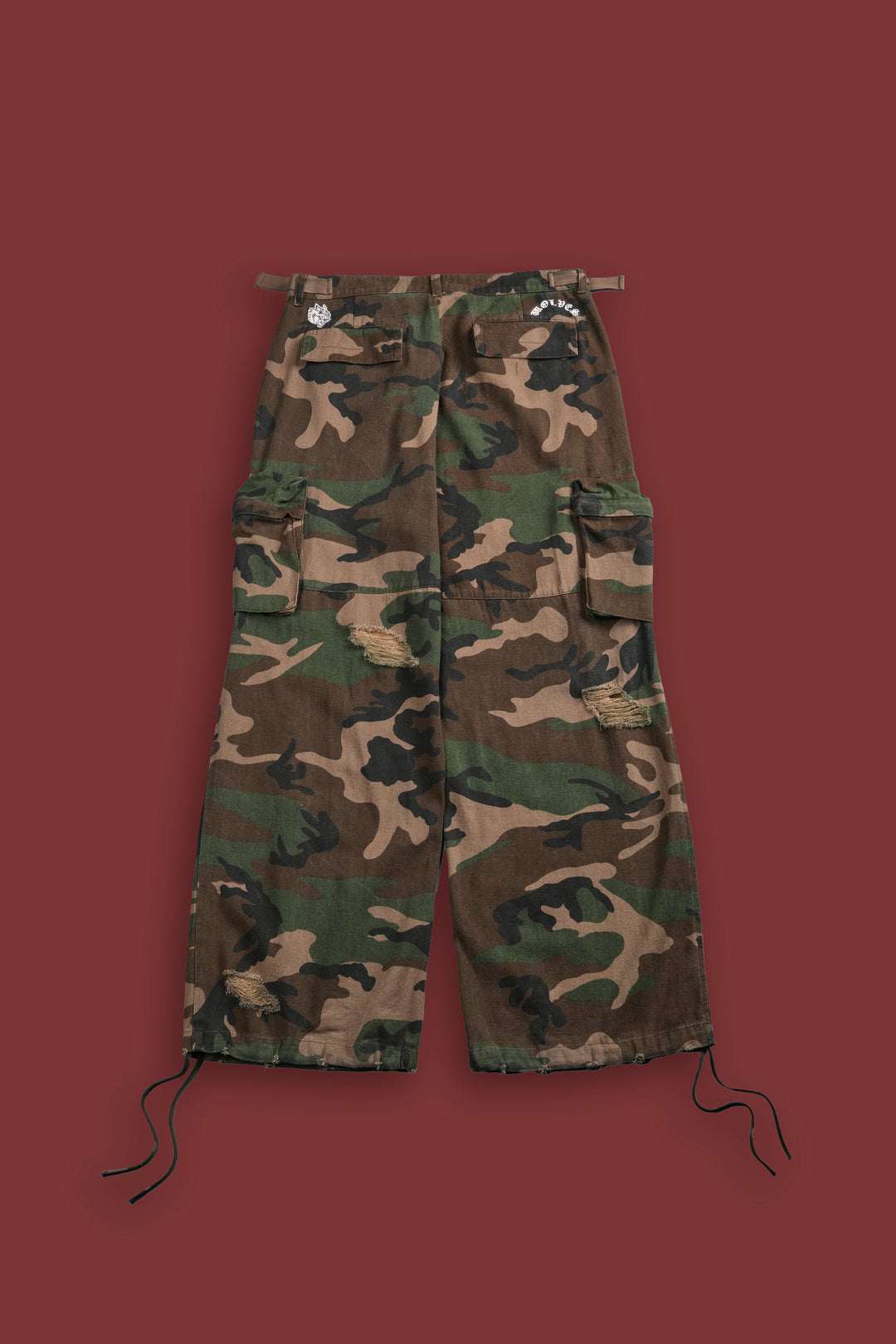 Wolf Chopper Duke Cargo Pants in Woodland Camo