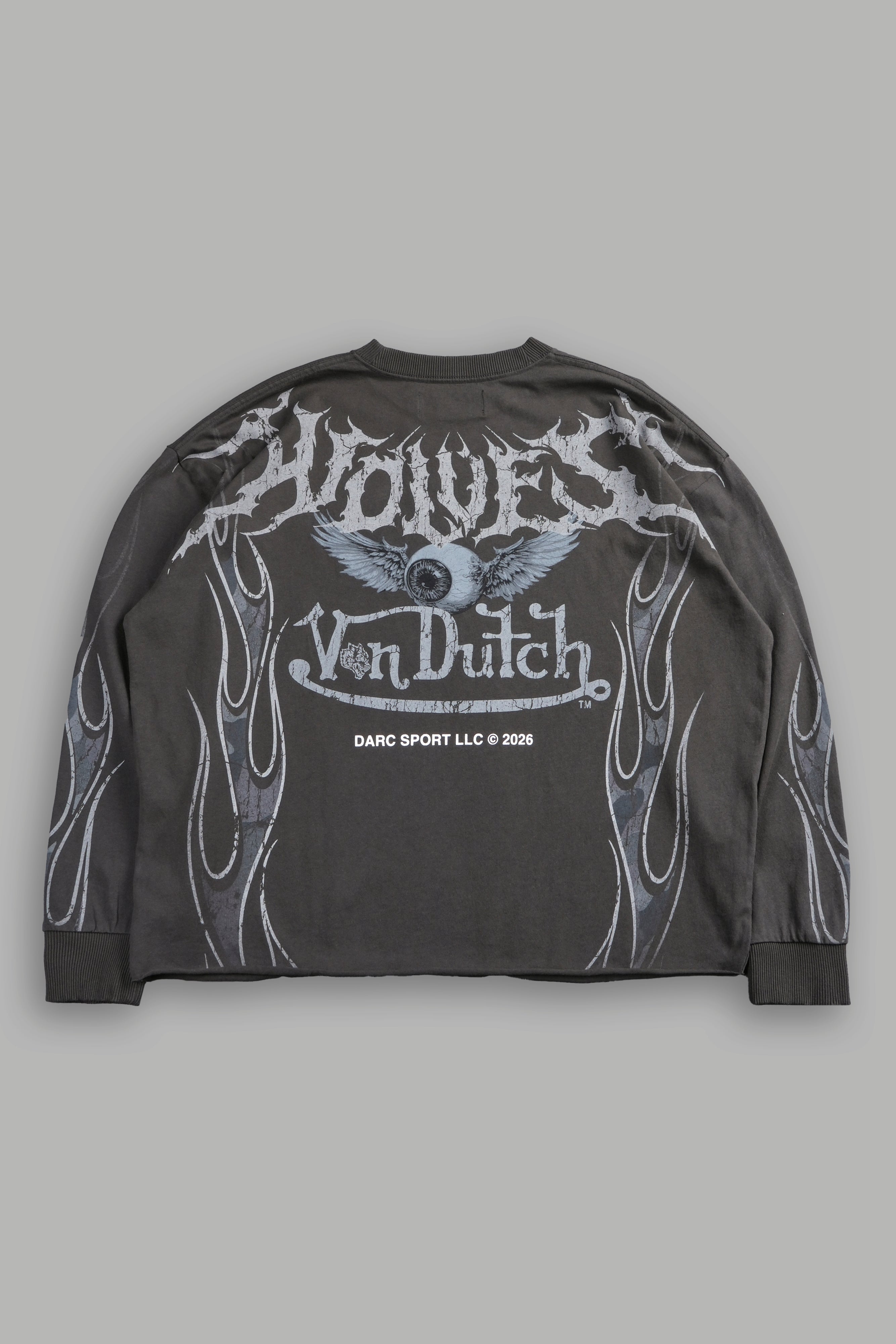 Take-Off Grunge Mid-Length Raw Hem LS Tee in Wolf Gray