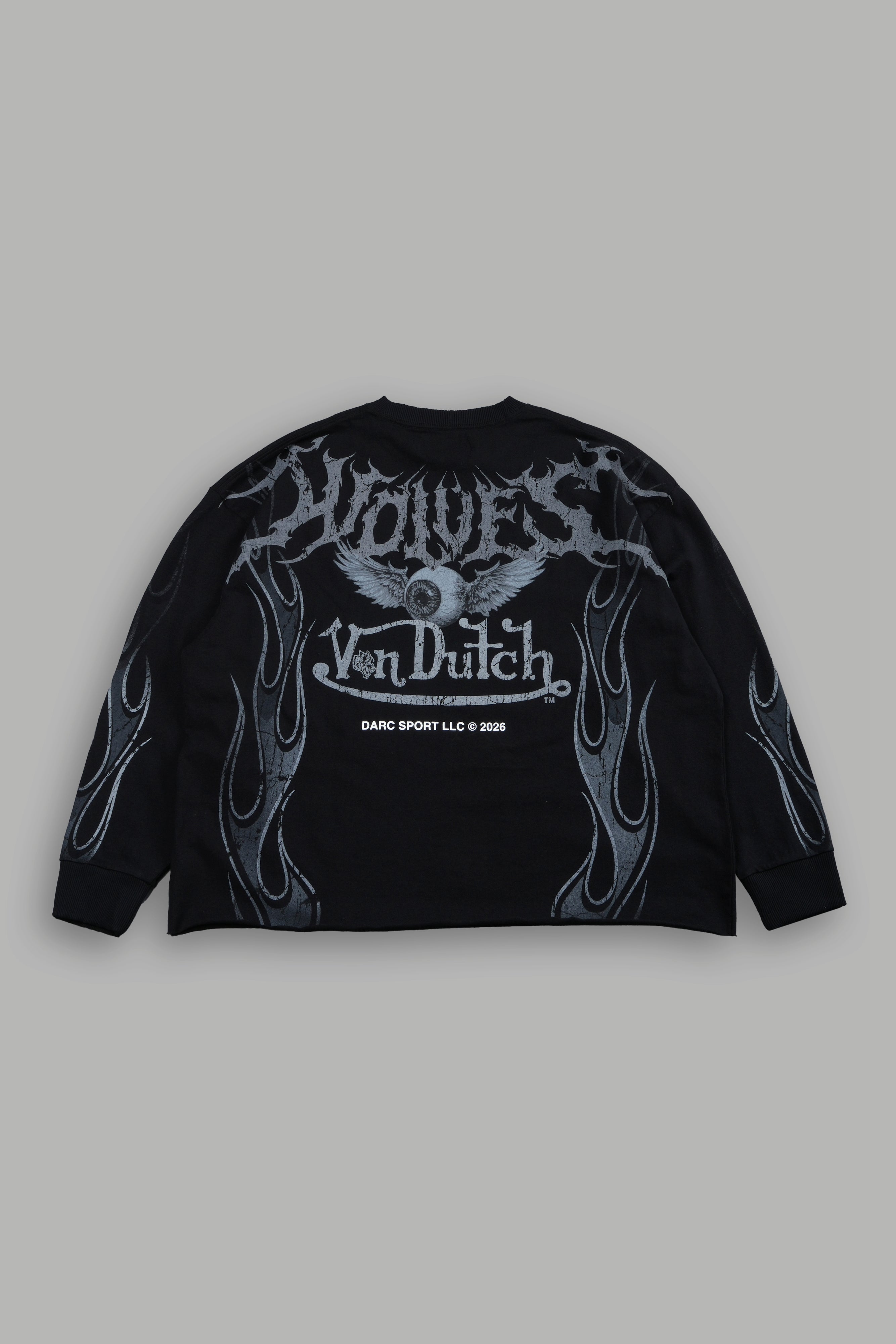 Take-Off Grunge Mid-Length Raw Hem LS Tee in Black