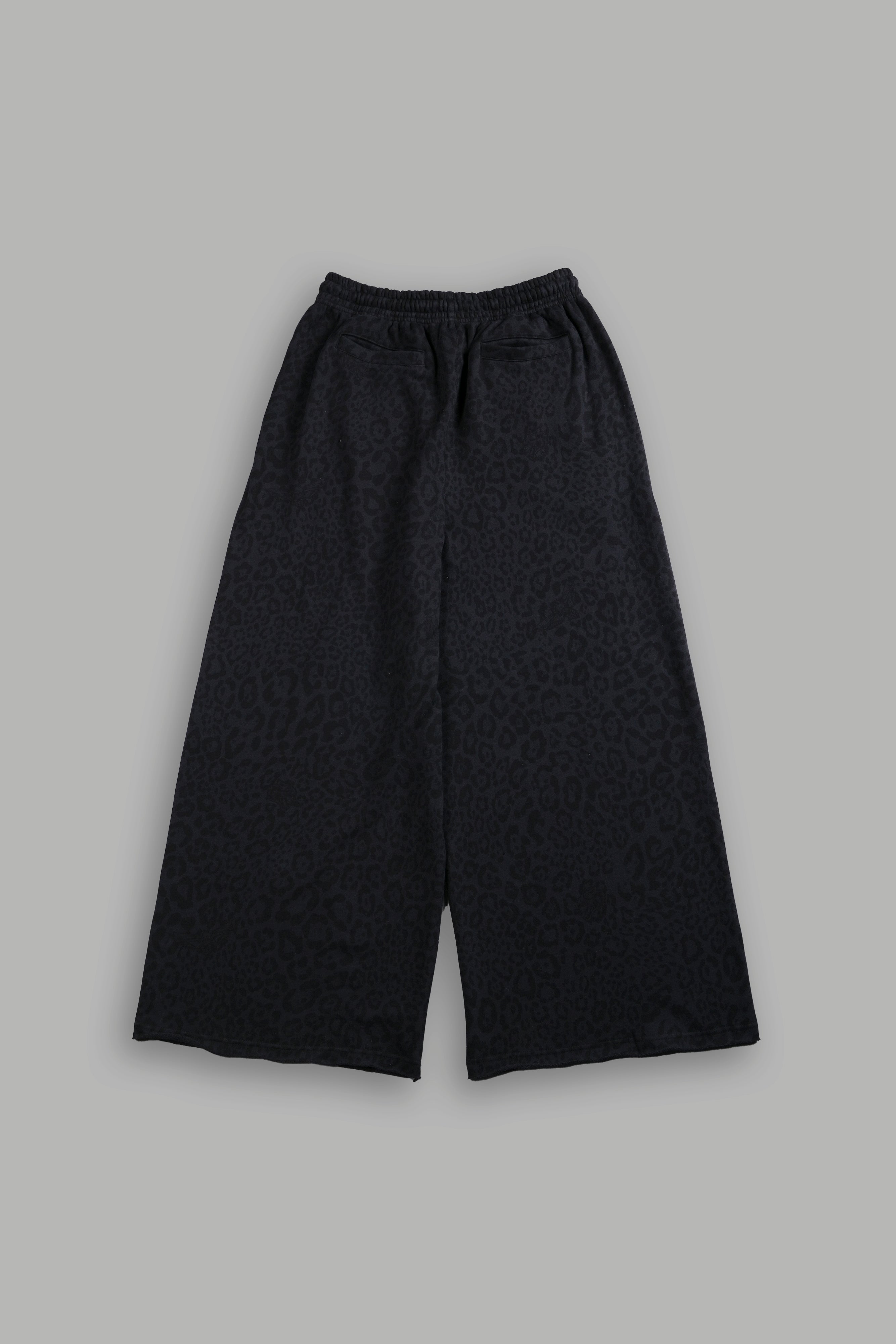 Always Oversized Omen Sweat Pants in Charcoal Leopard