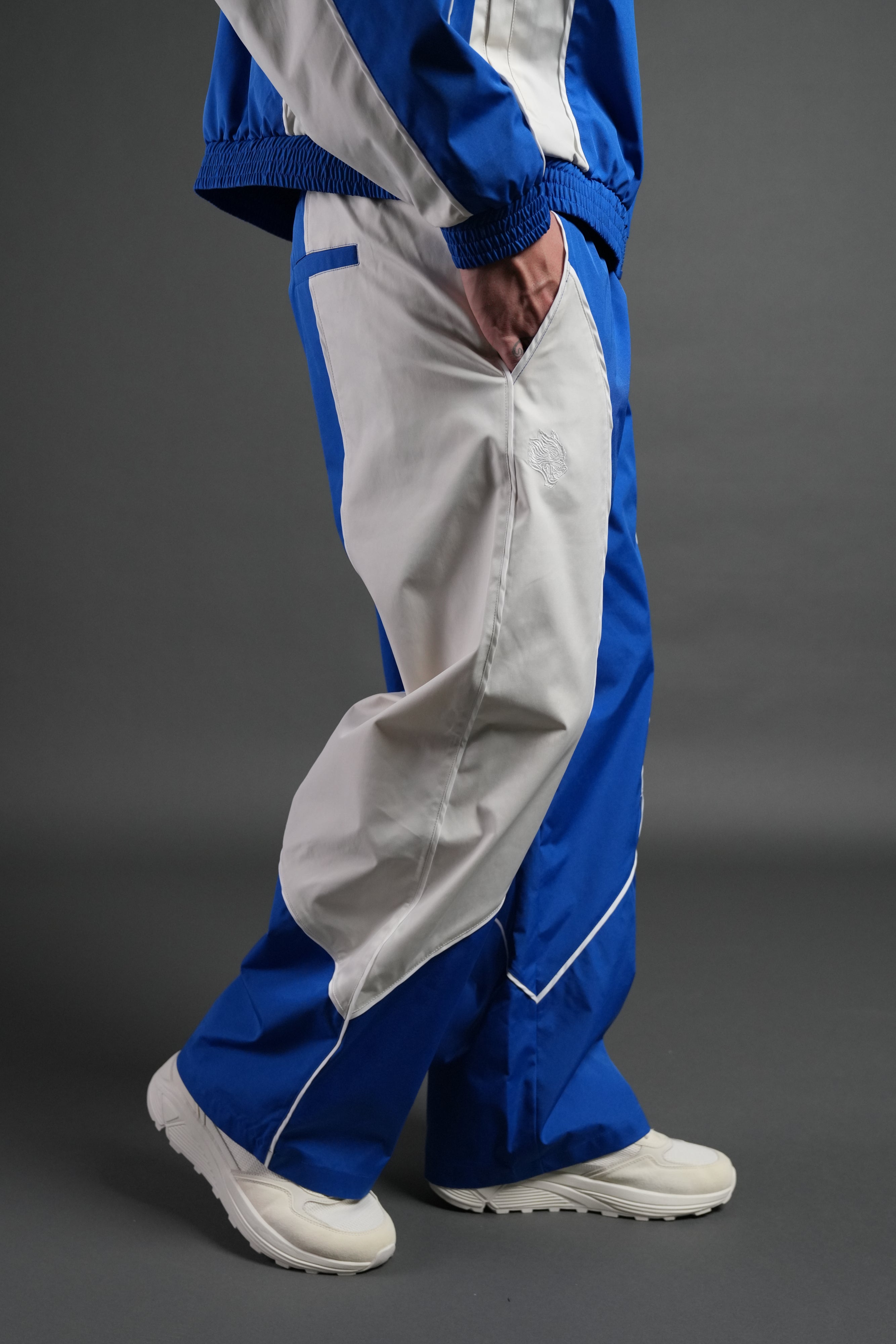 Dual Men's Quinn Track Pants in Darc Cobalt/Cream