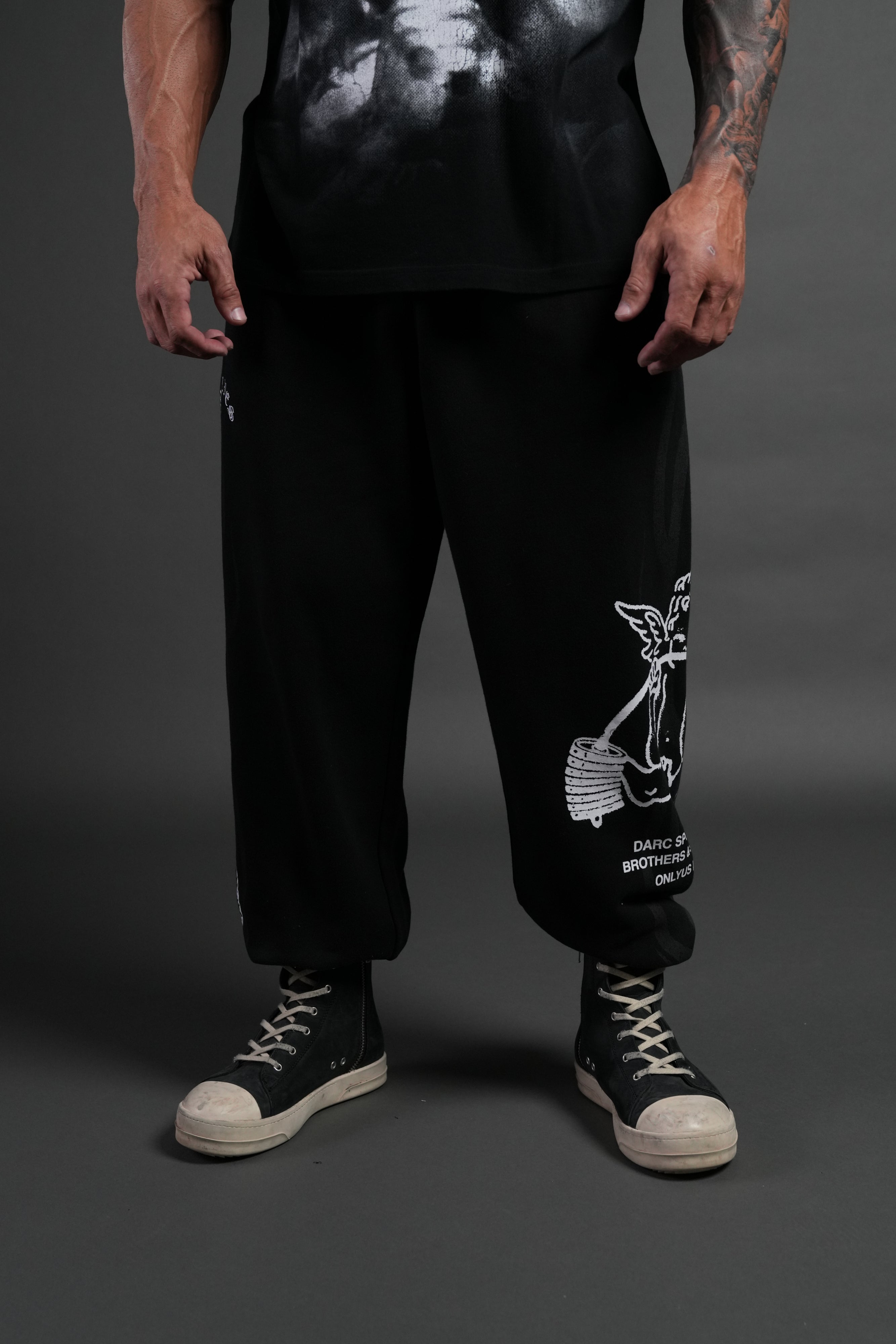 Powerhouse of the Cherub Unisex Lightweight Lounger Sweat Pants in Black Drift Wash