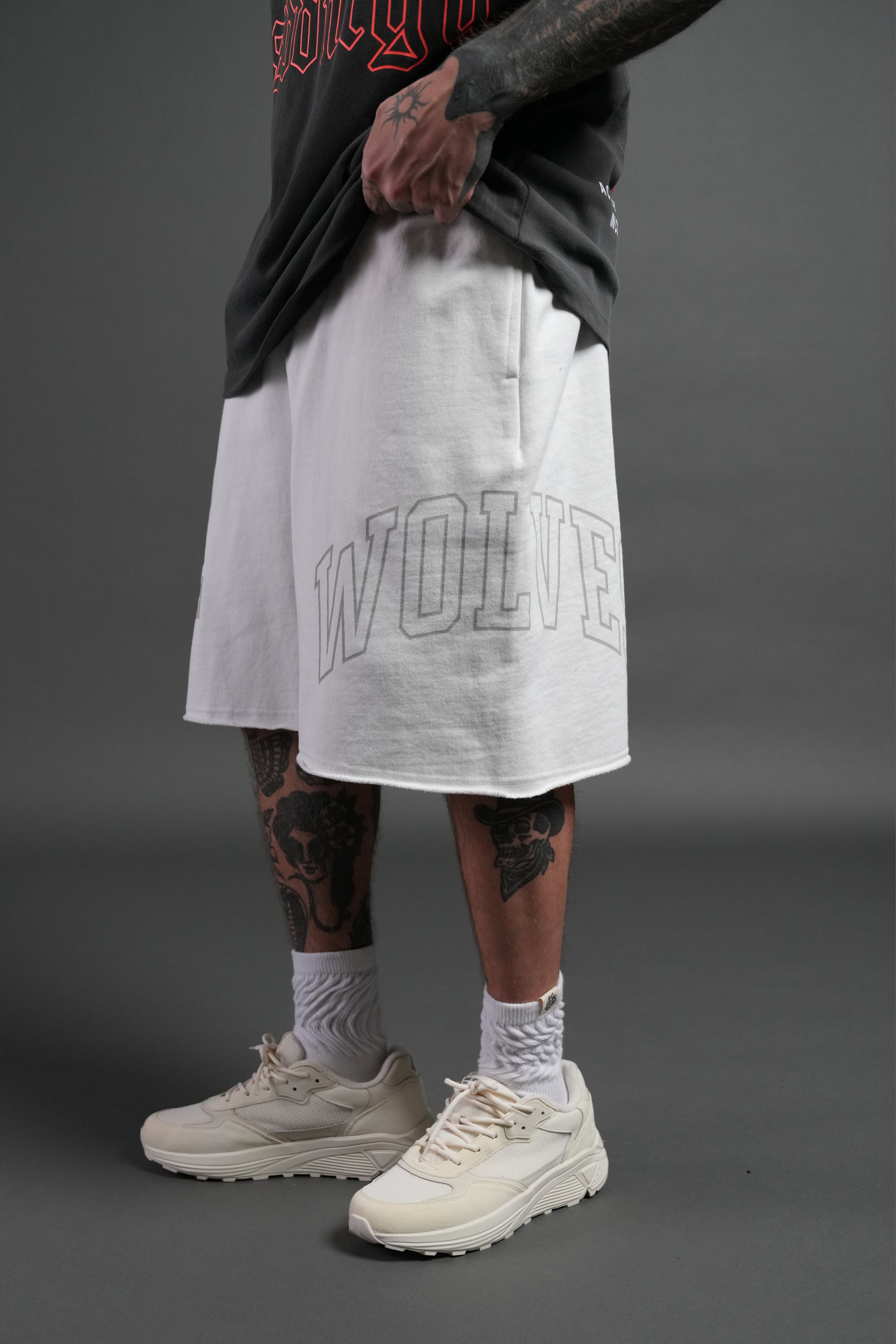 Powerhouse of the Wolves Grunge Brock Sweat Shorts in Cream