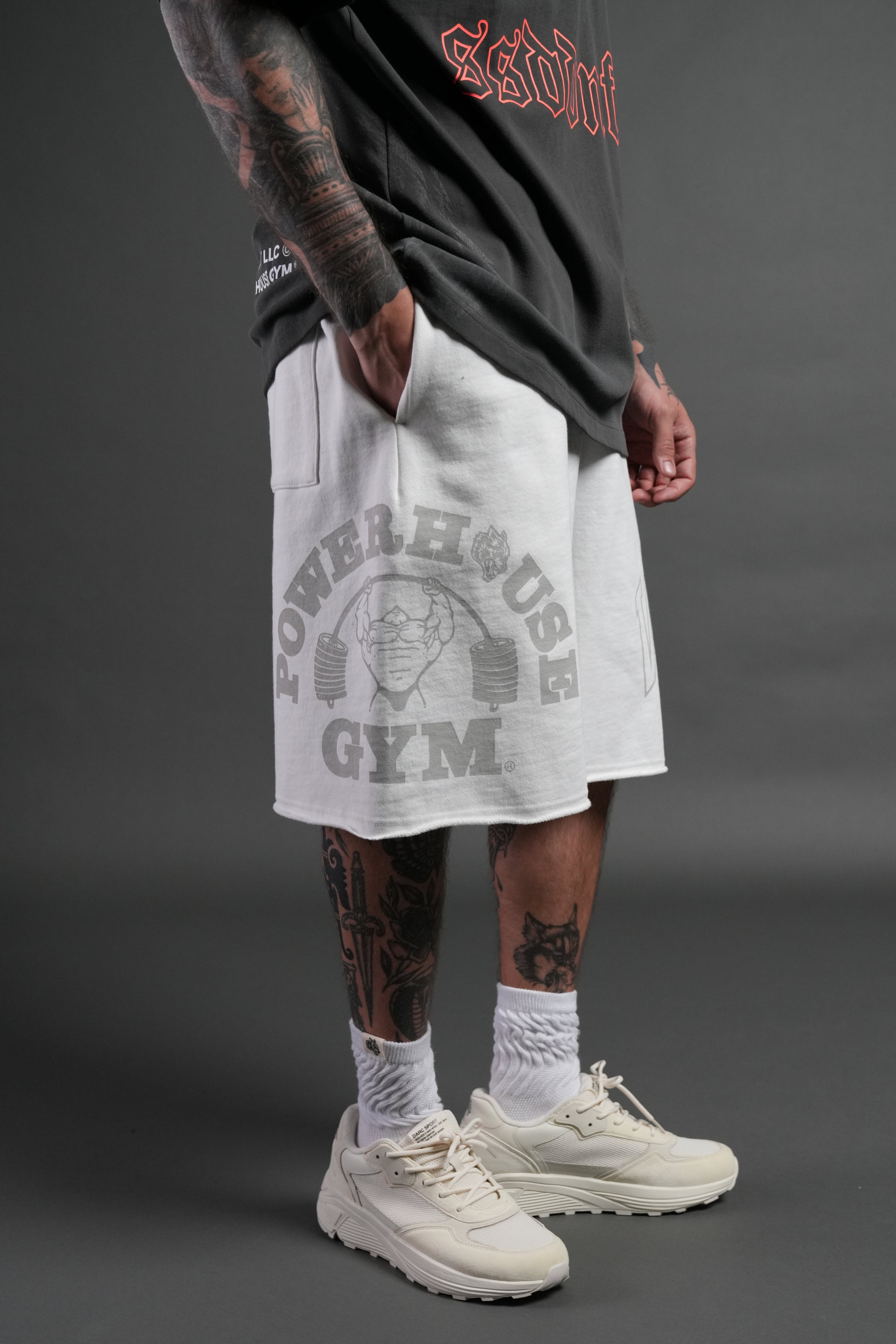 Powerhouse of the Wolves Grunge Brock Sweat Shorts in Cream