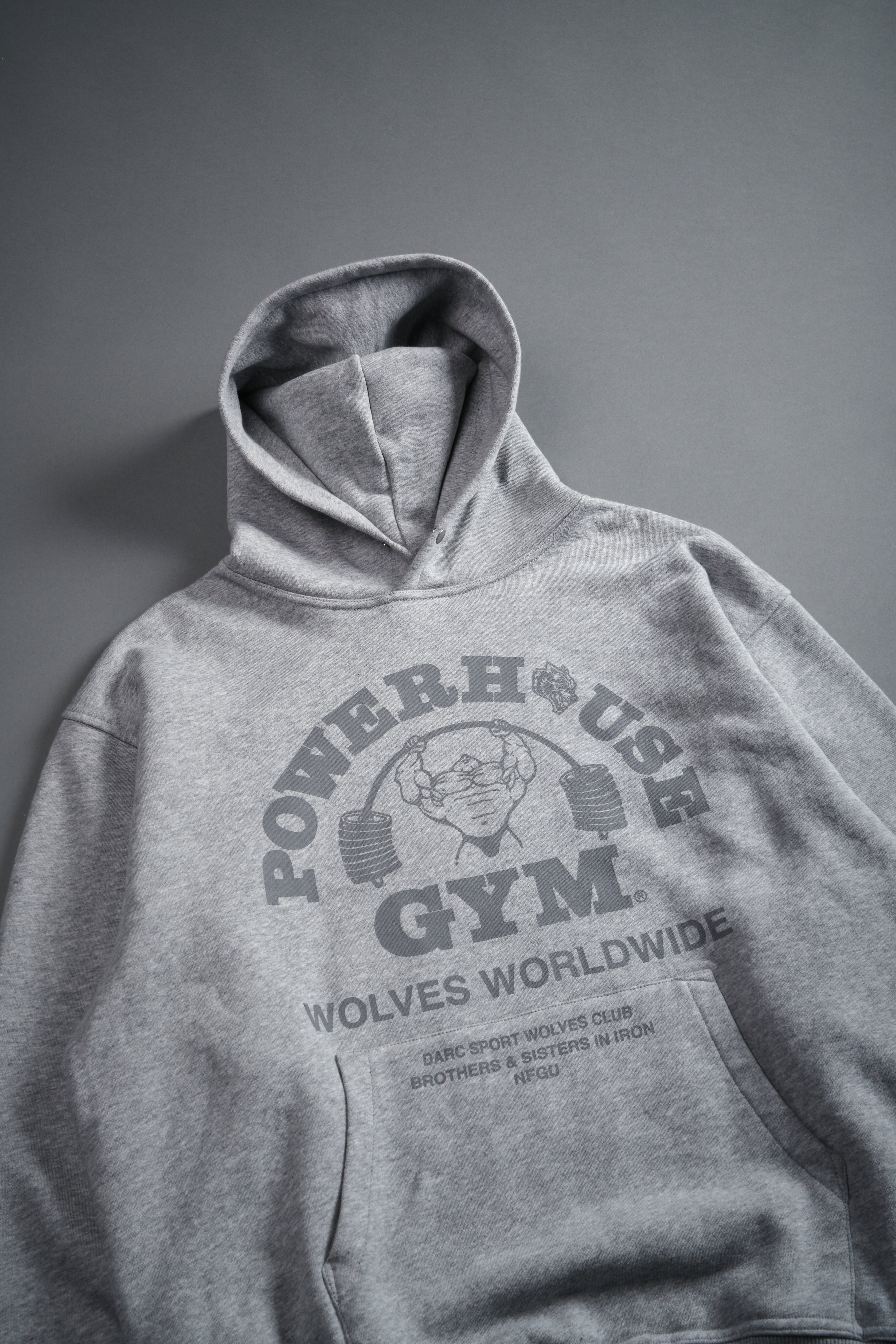 darc sport WOLVES パーカー グレー Powerhouse of the Wolves 