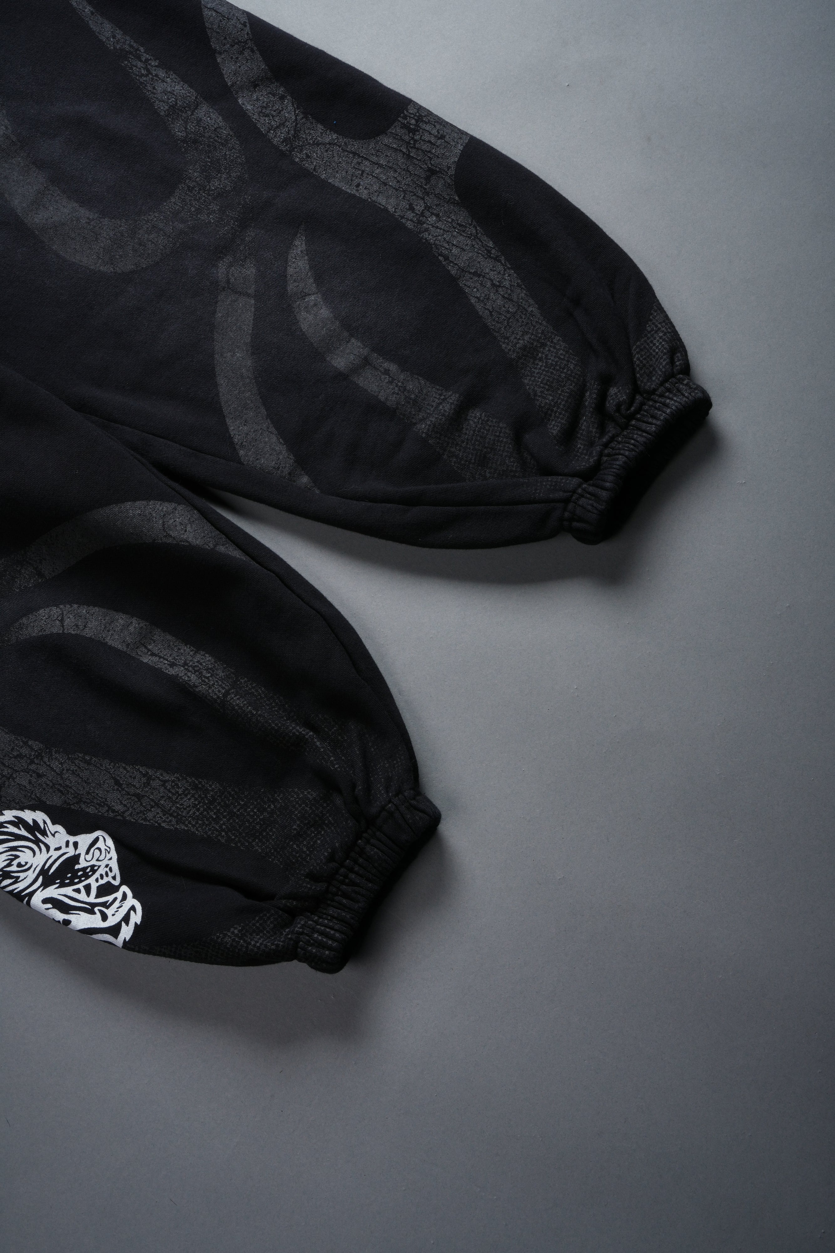 Chopper Inferno Lounger Sweat Pants in Black Sun Fade