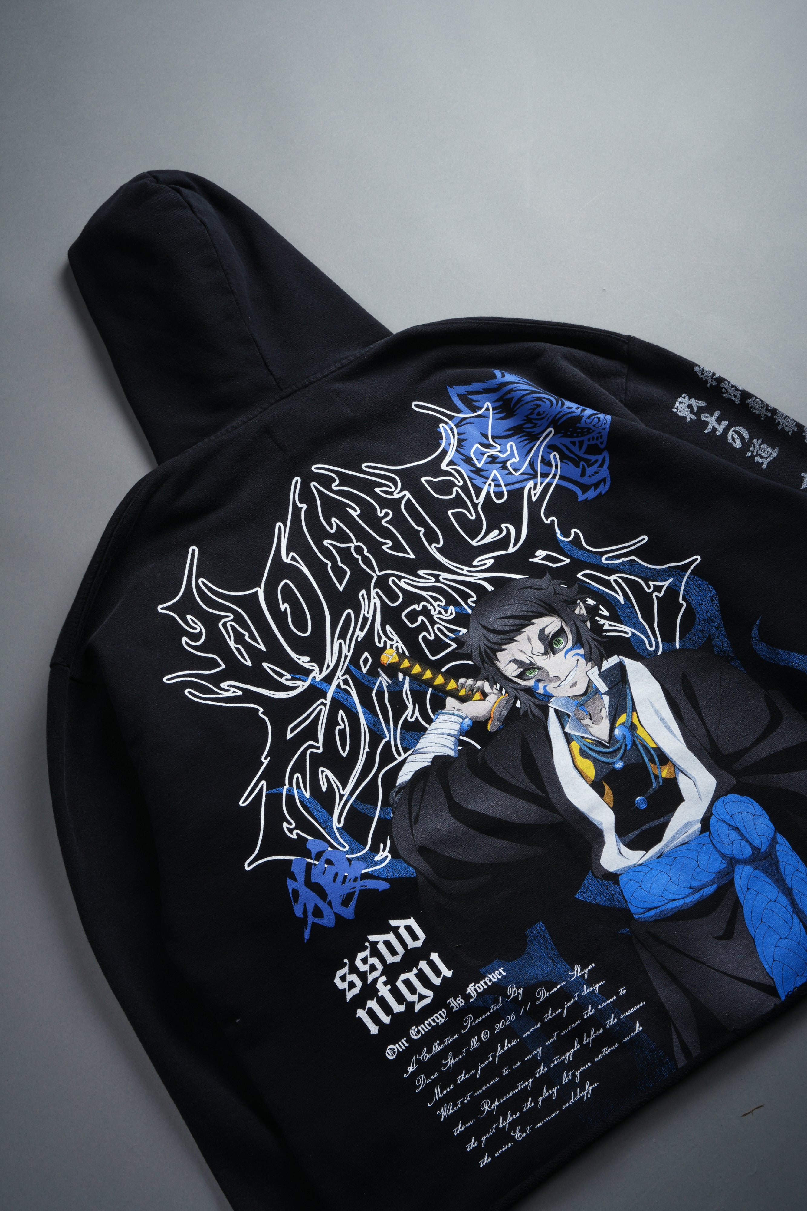 Relentless Distressed Grunge Mid Length Raw Hem Zip Hoodie in Black Sun Fade