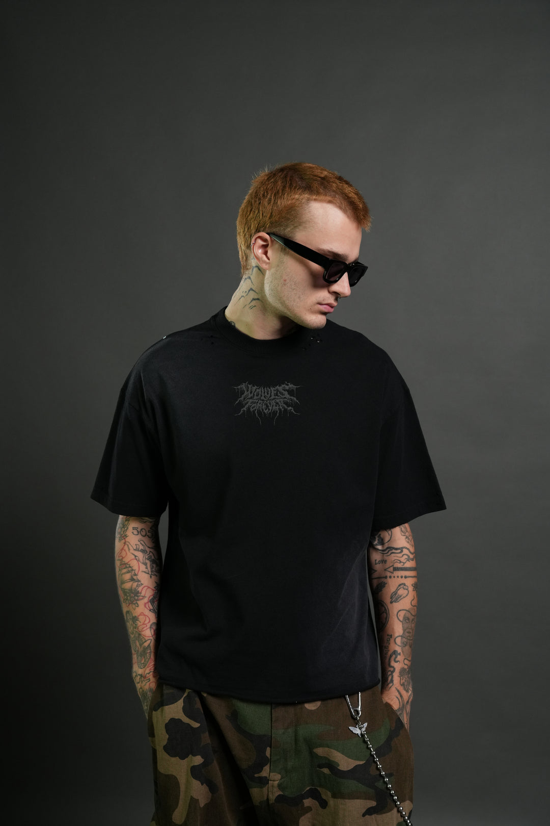 Rise of Beru Grunge Mid-Length Raw Hem Tee in Black Sun Fade