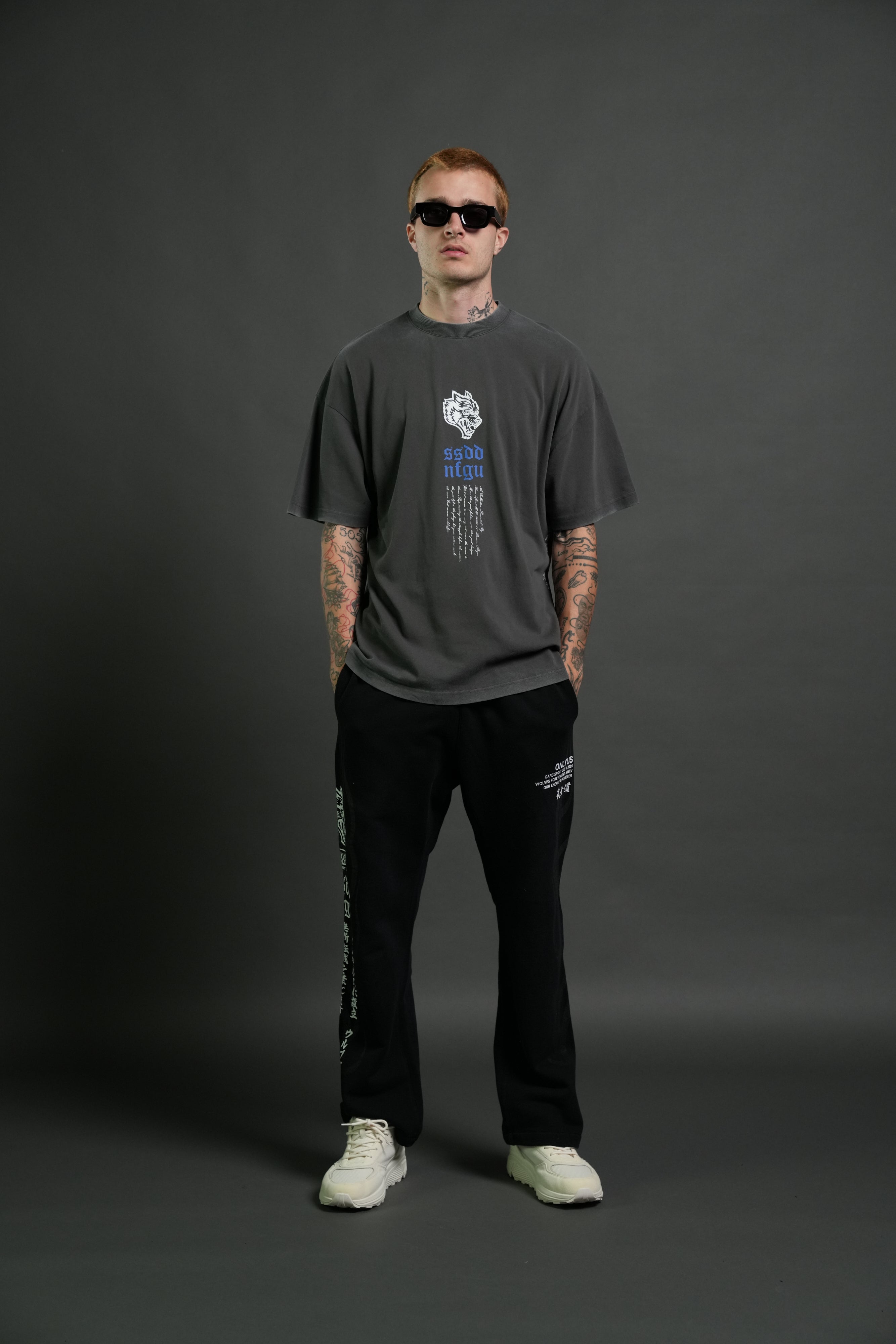 Relentless Premium Oversized Tee in Wolf Gray
