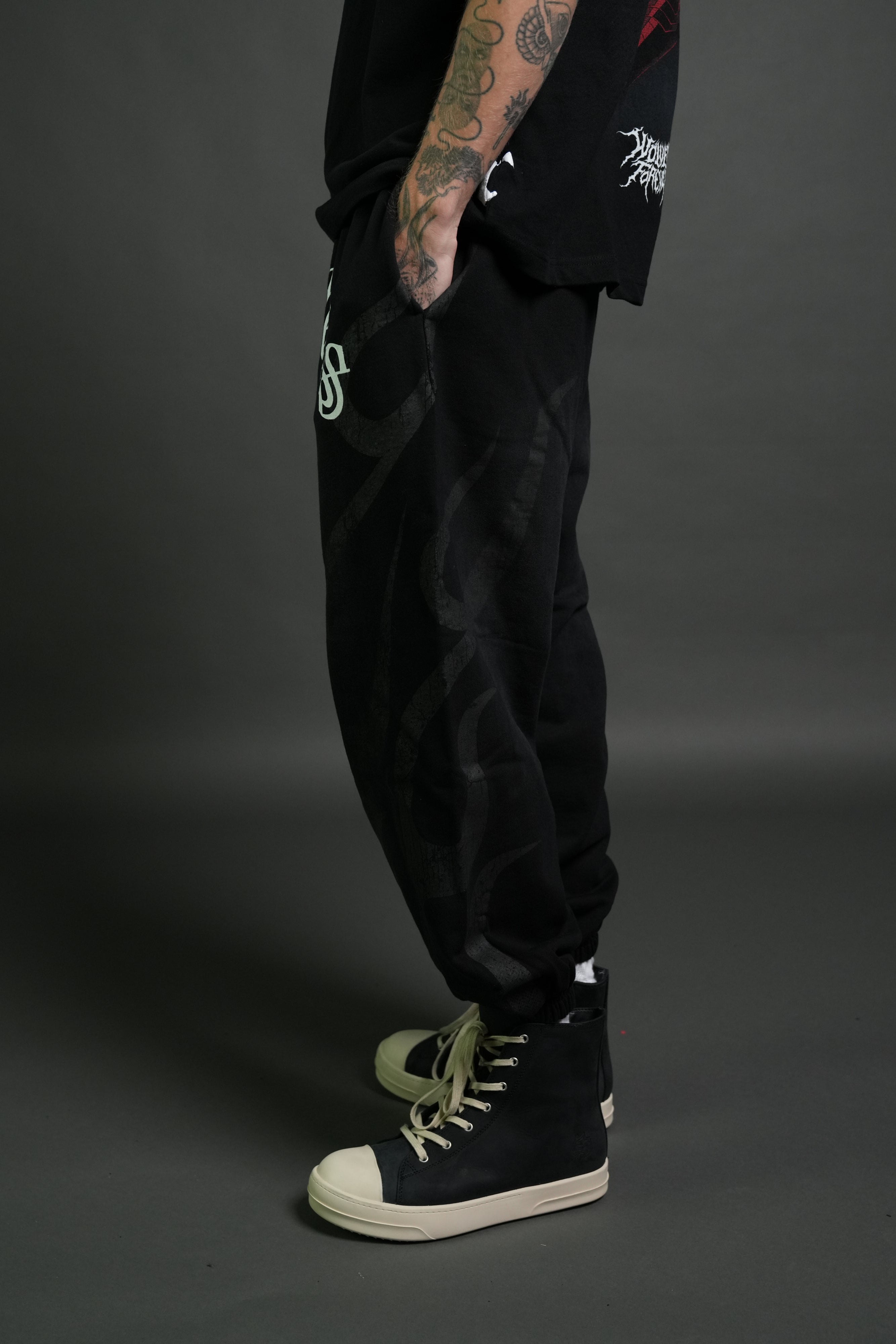 Chopper Inferno Lounger Sweat Pants in Black Sun Fade