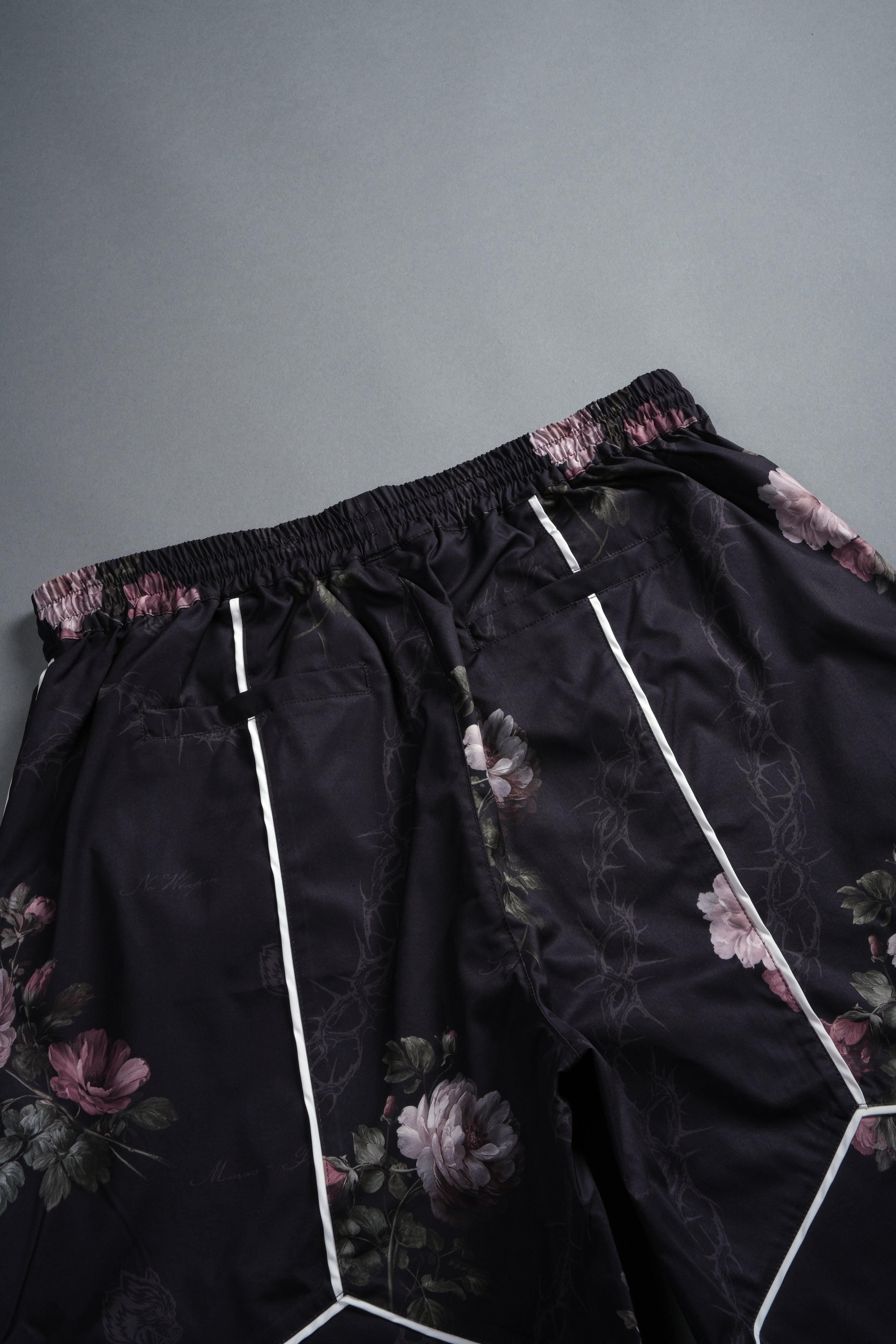 Dual Mens Quinn Track Shorts in Black Rose Thorn