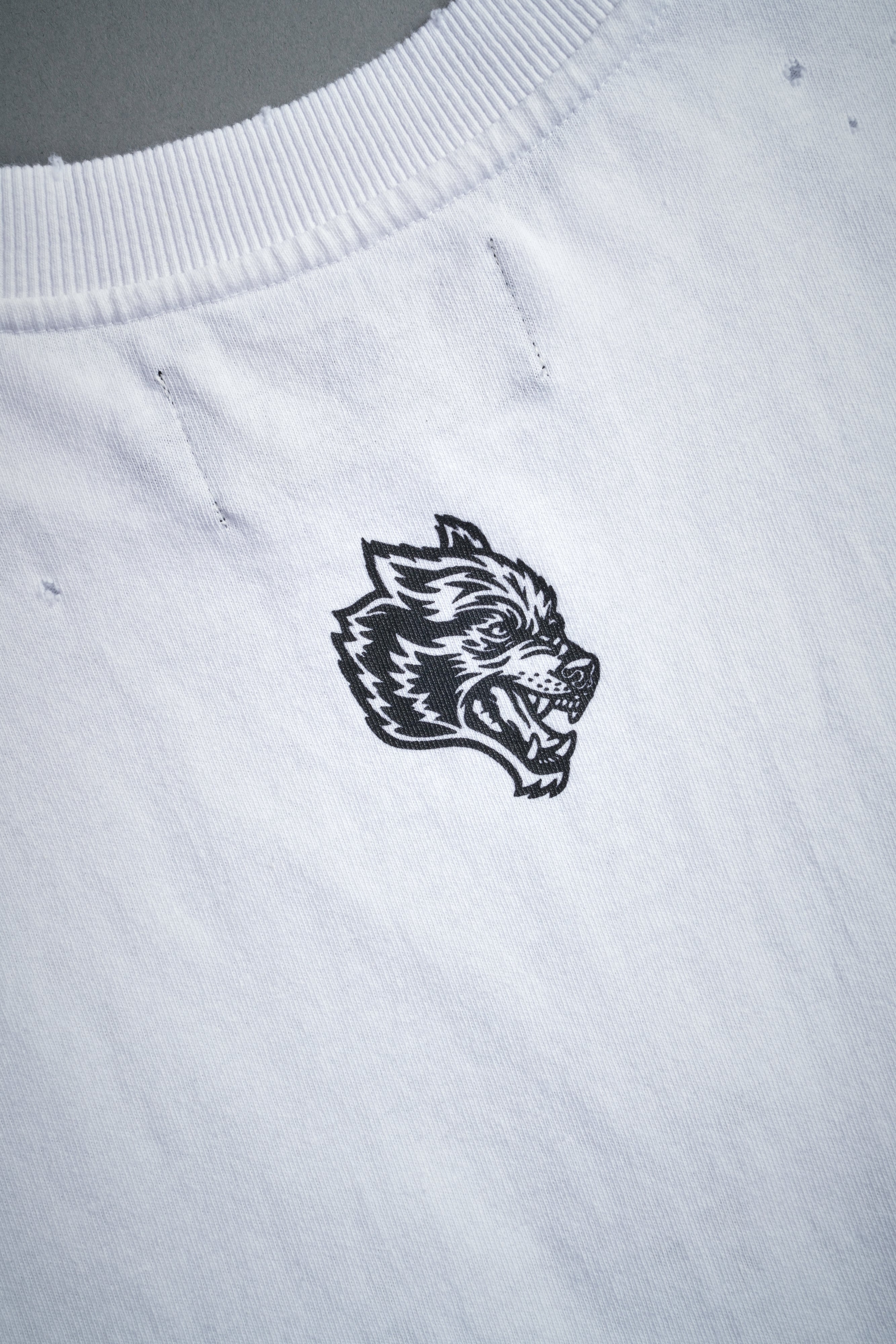 Hell is Real Distressed Grunge Mid-Length Raw Hem Muscle Tee in White