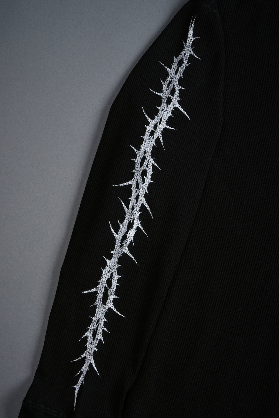 SSDDNFGU Thorns Lightweight Thermal in Black