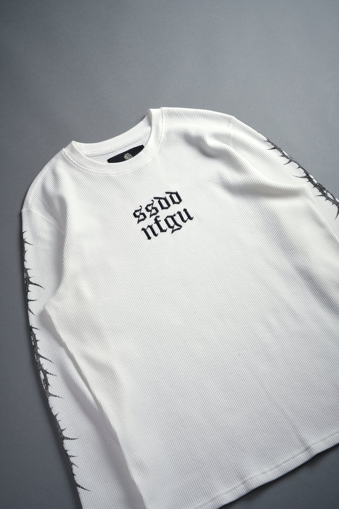 SSDDNFGU Thorns Lightweight Thermal in Cream