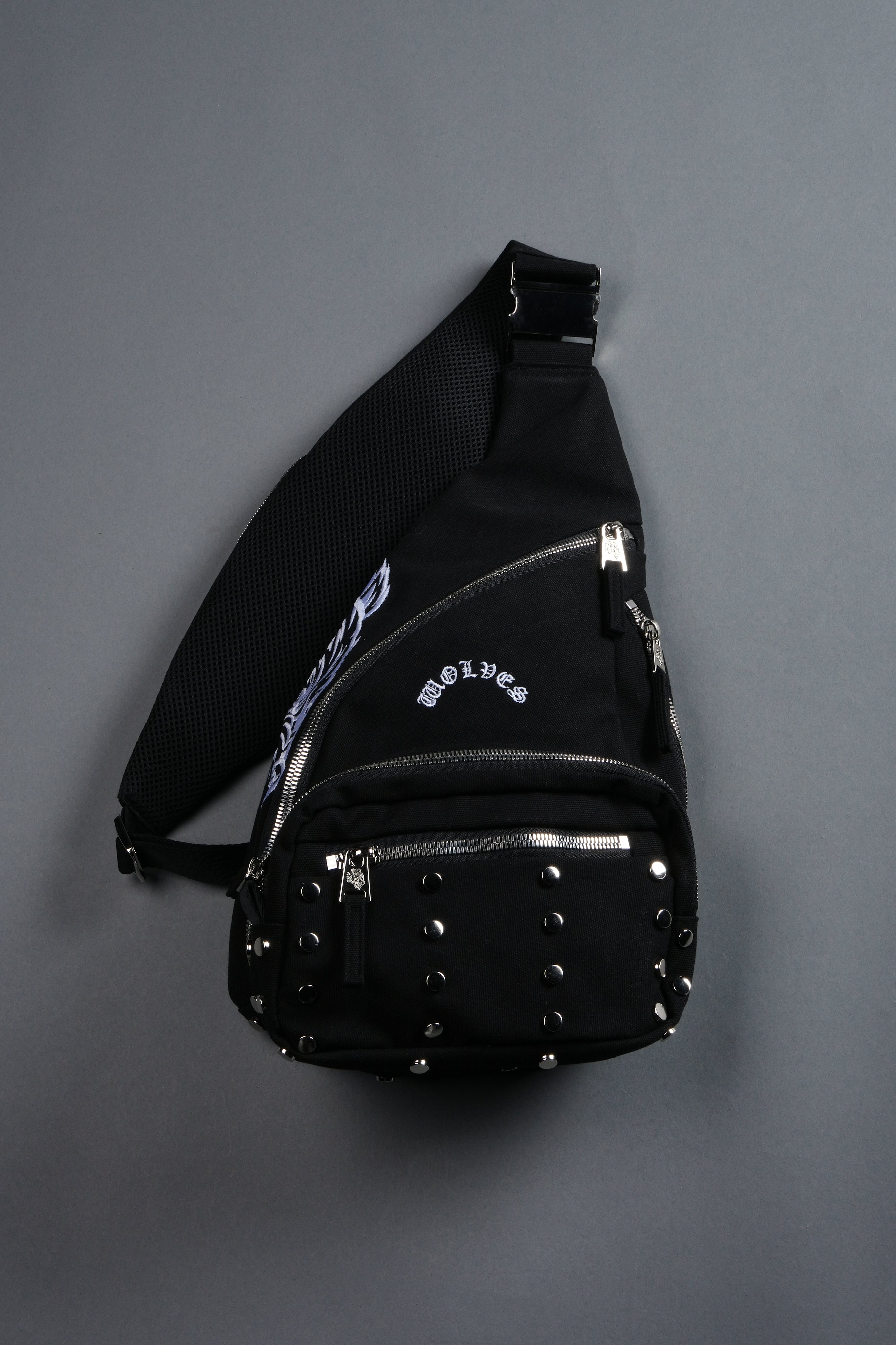Wolf Head Ronin Side Bag in Black