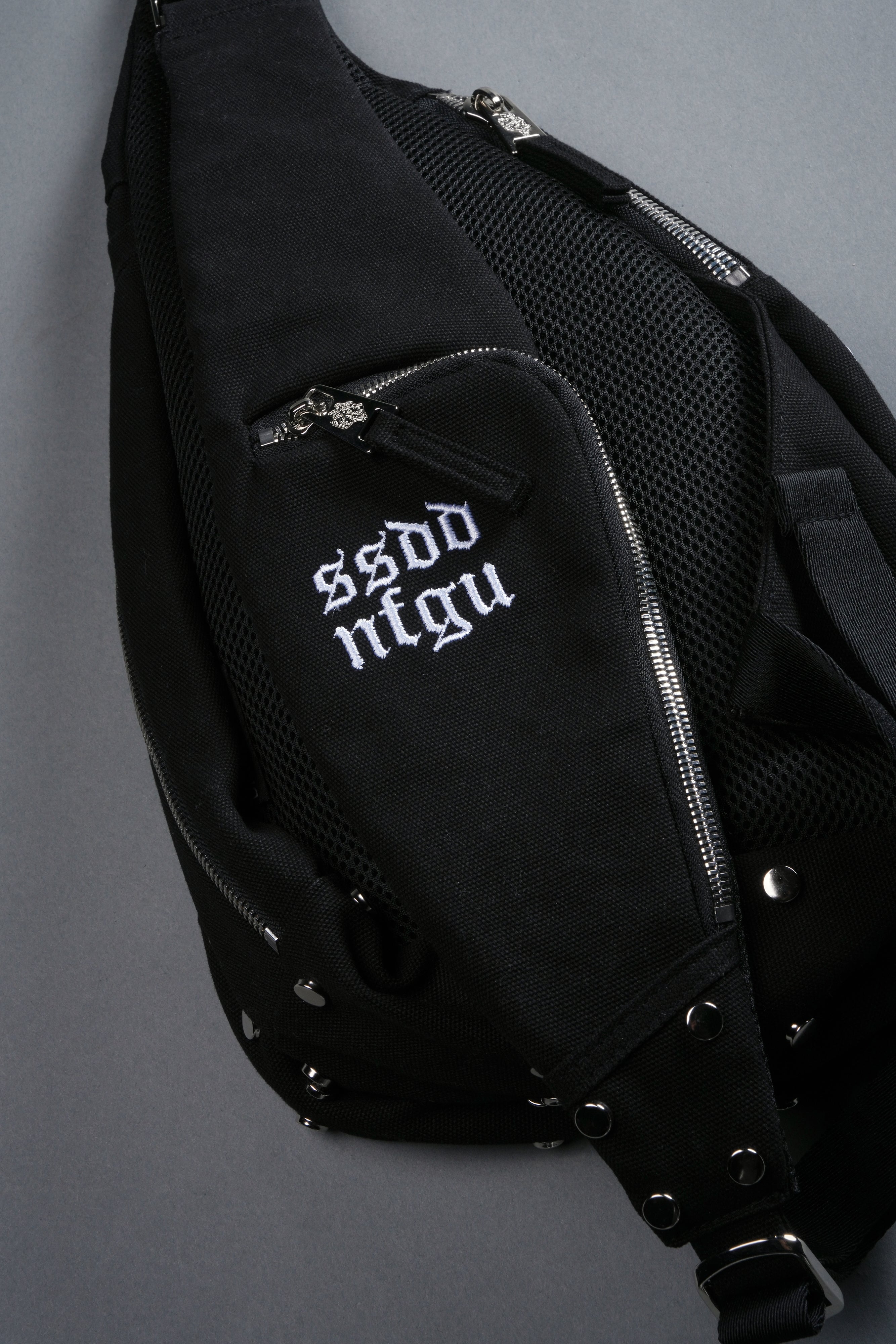 Wolf Head Ronin Side Bag in Black – DarcSport