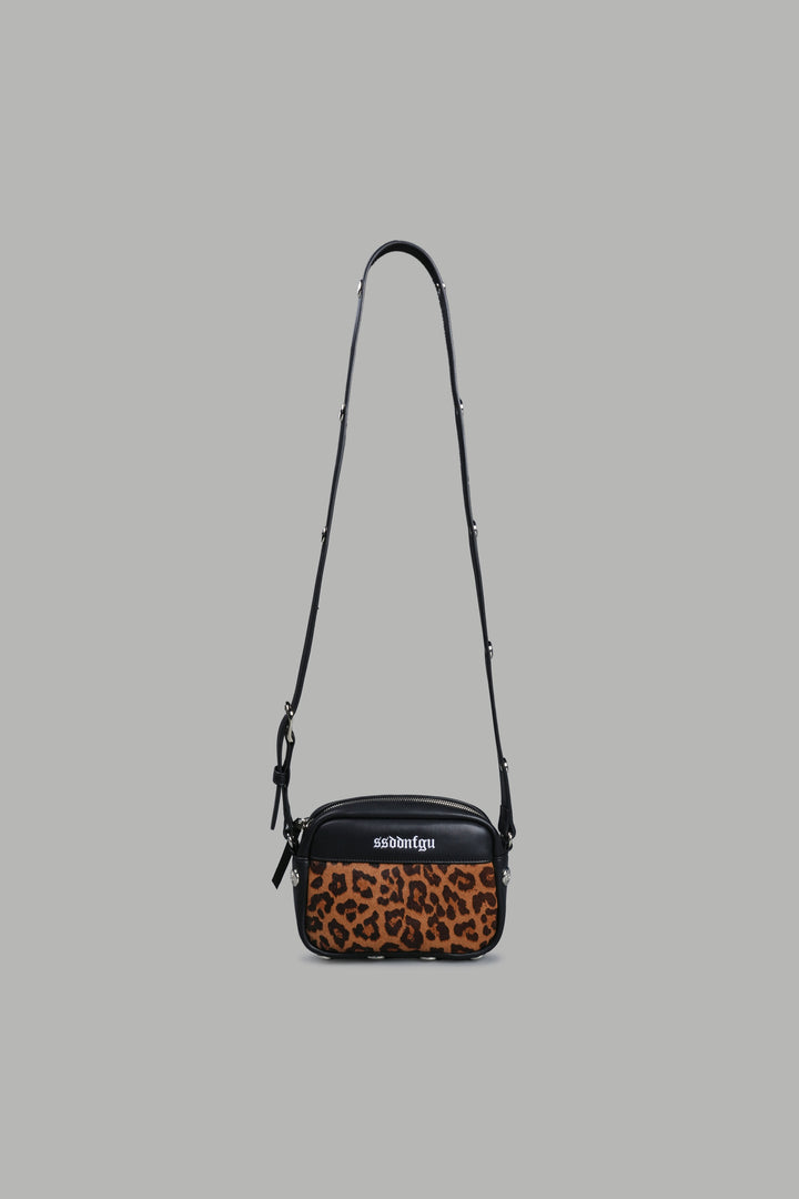 Wolf Head Rodman Leather Side Bag in Black