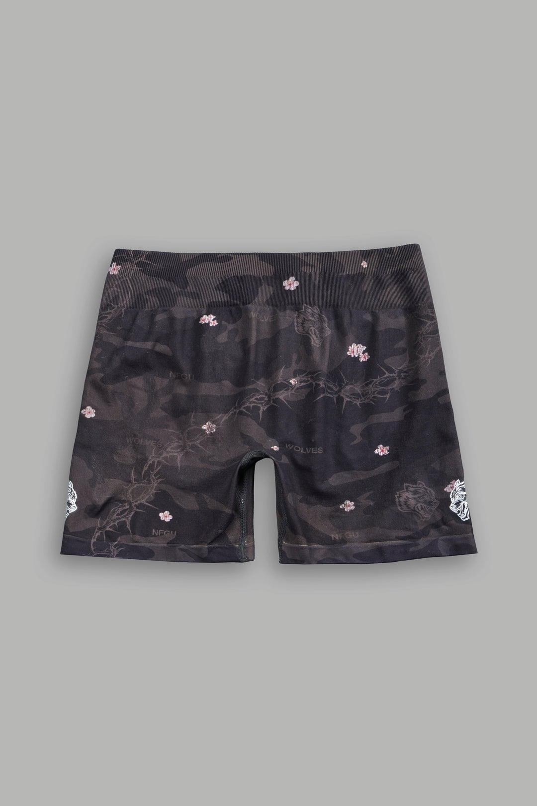 Dual Wolf Harlow Soft Seamless Shorts in Warrior In A Garden Black Camo