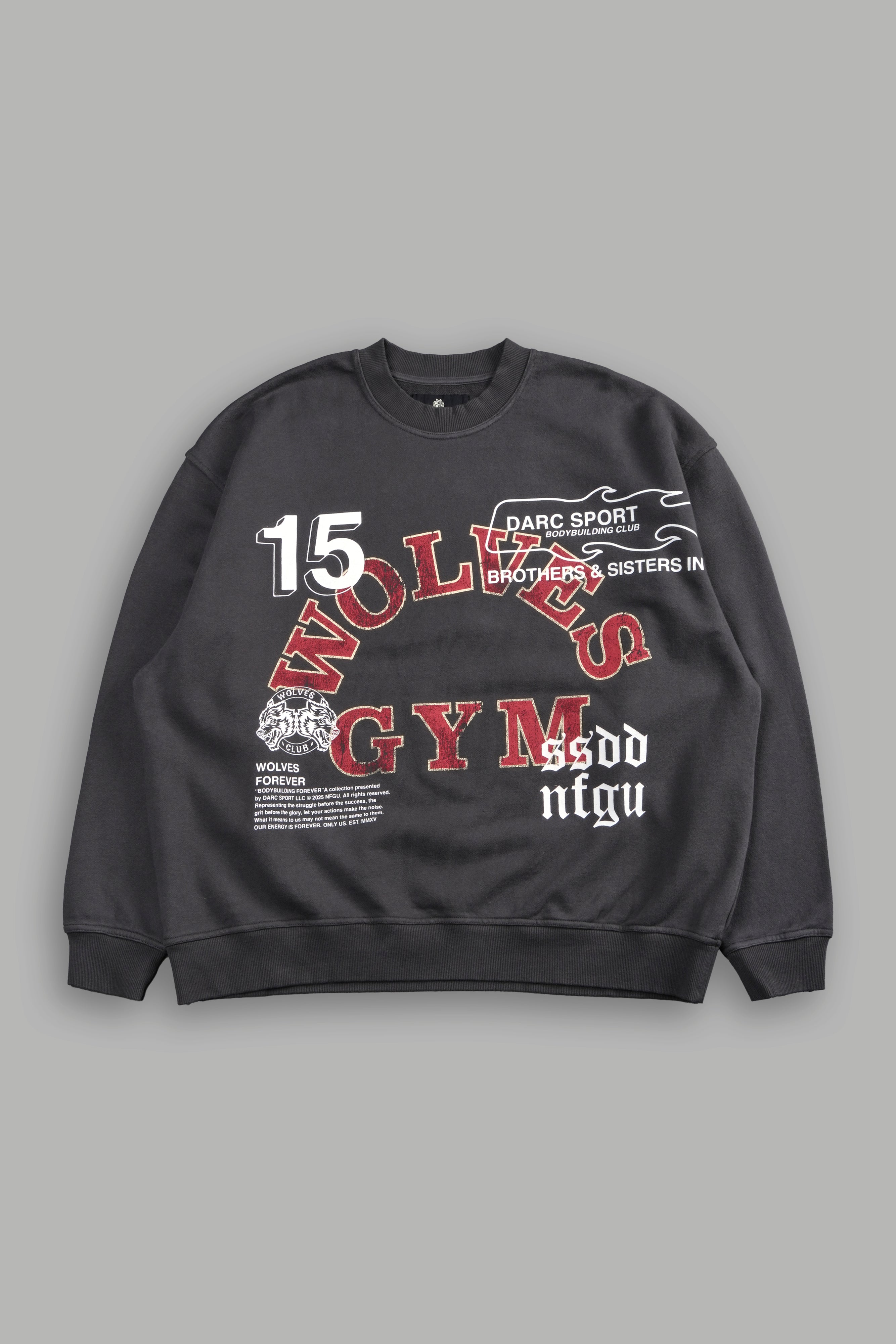 Wolves Gym V2 Grunge Oversized London Crewneck in Wolf Gray