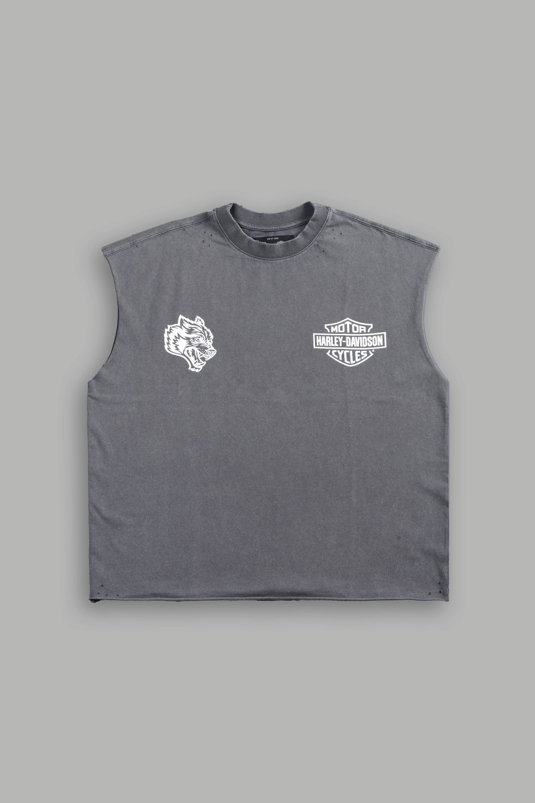 Live Free H-D Distressed Grunge Mid Length Raw Hem Muscle Tee in Slate Gray