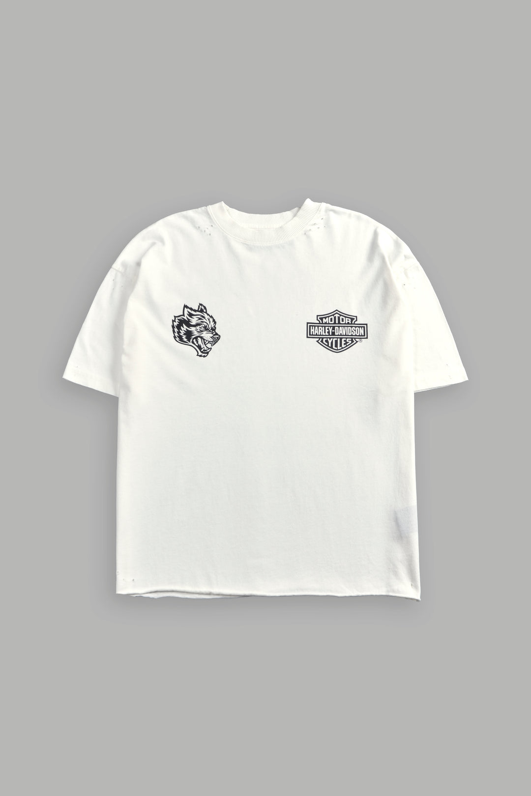 Harley-Davidson Wolves Distressed Grunge Mid-Length Raw Hem Tee in Cream